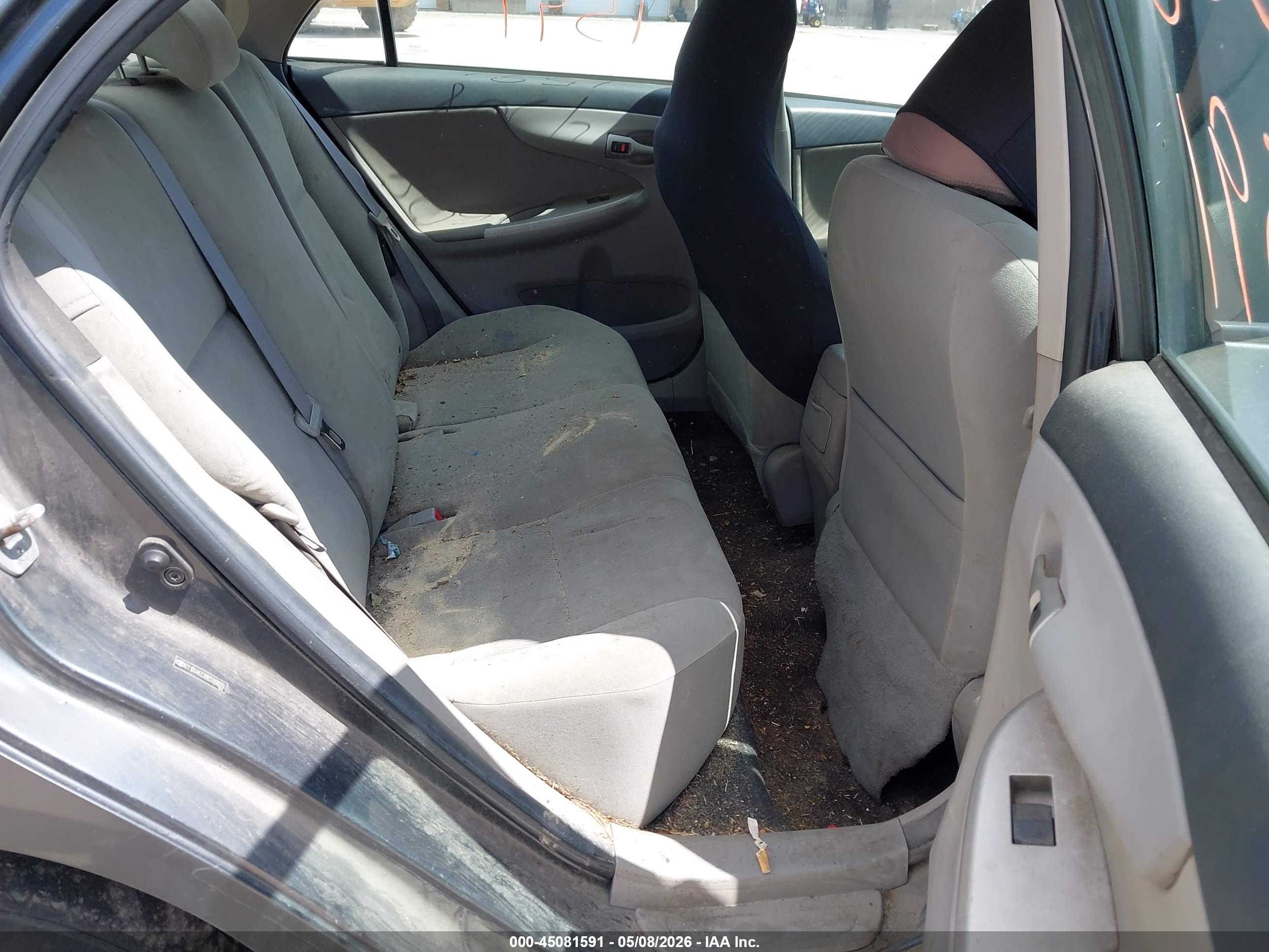 TOYOTA COROLLA image 8
