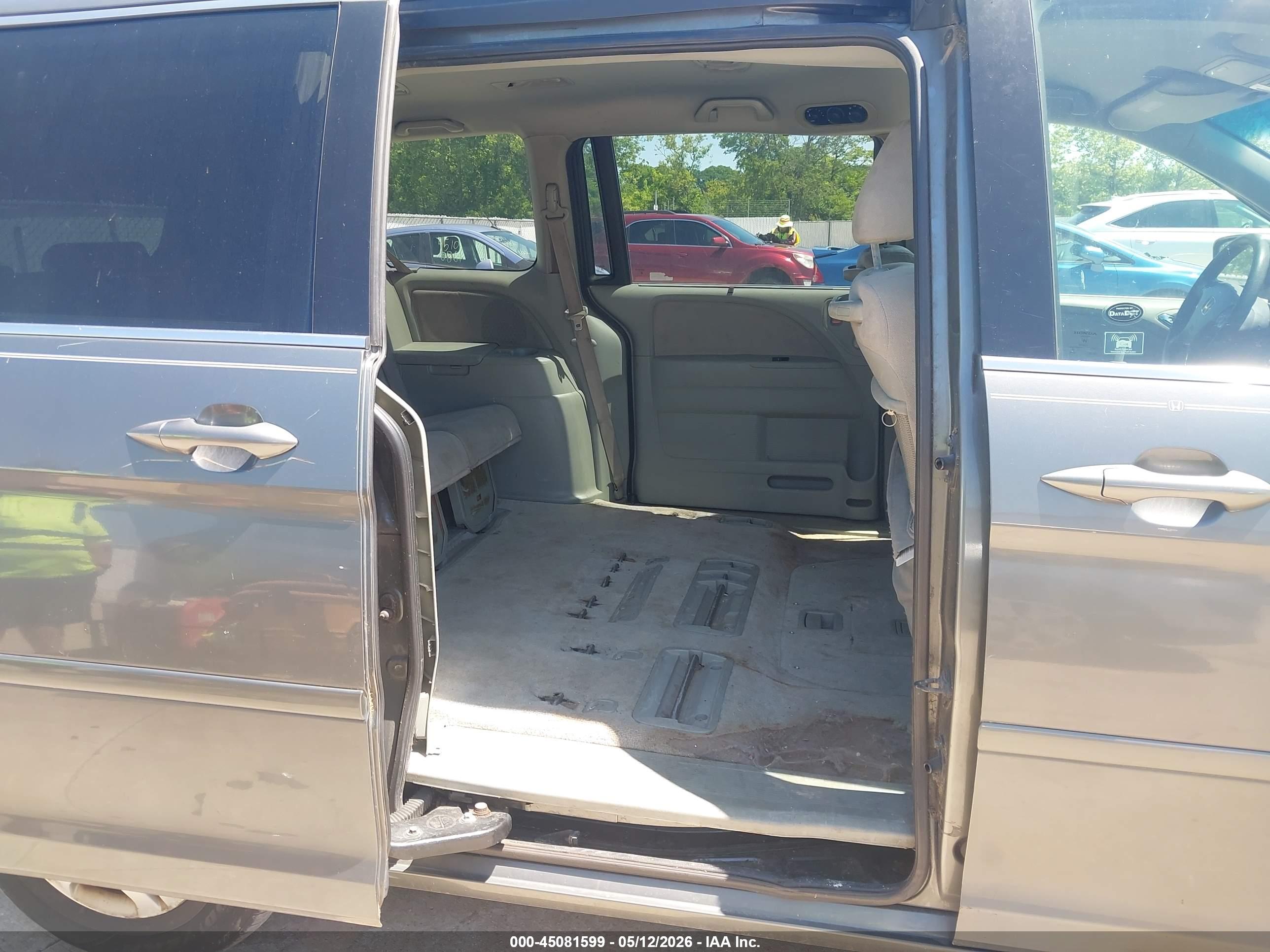 HONDA ODYSSEY image 8