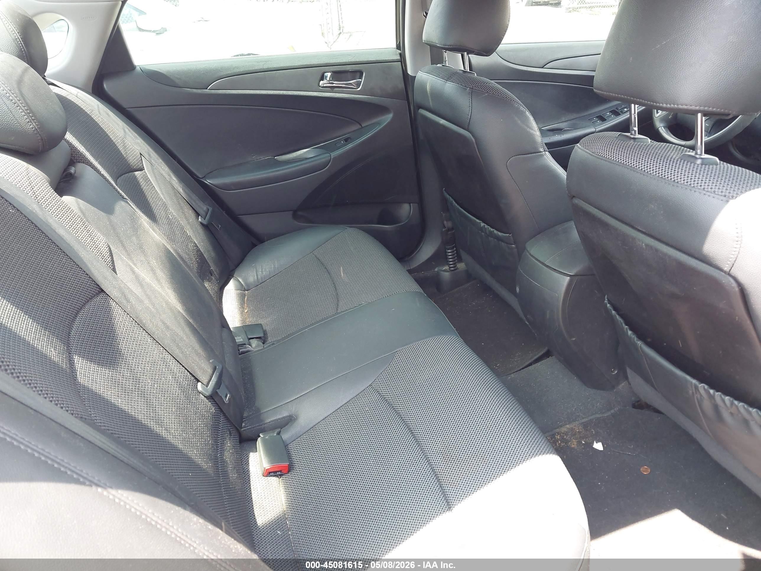 HYUNDAI SONATA image 8