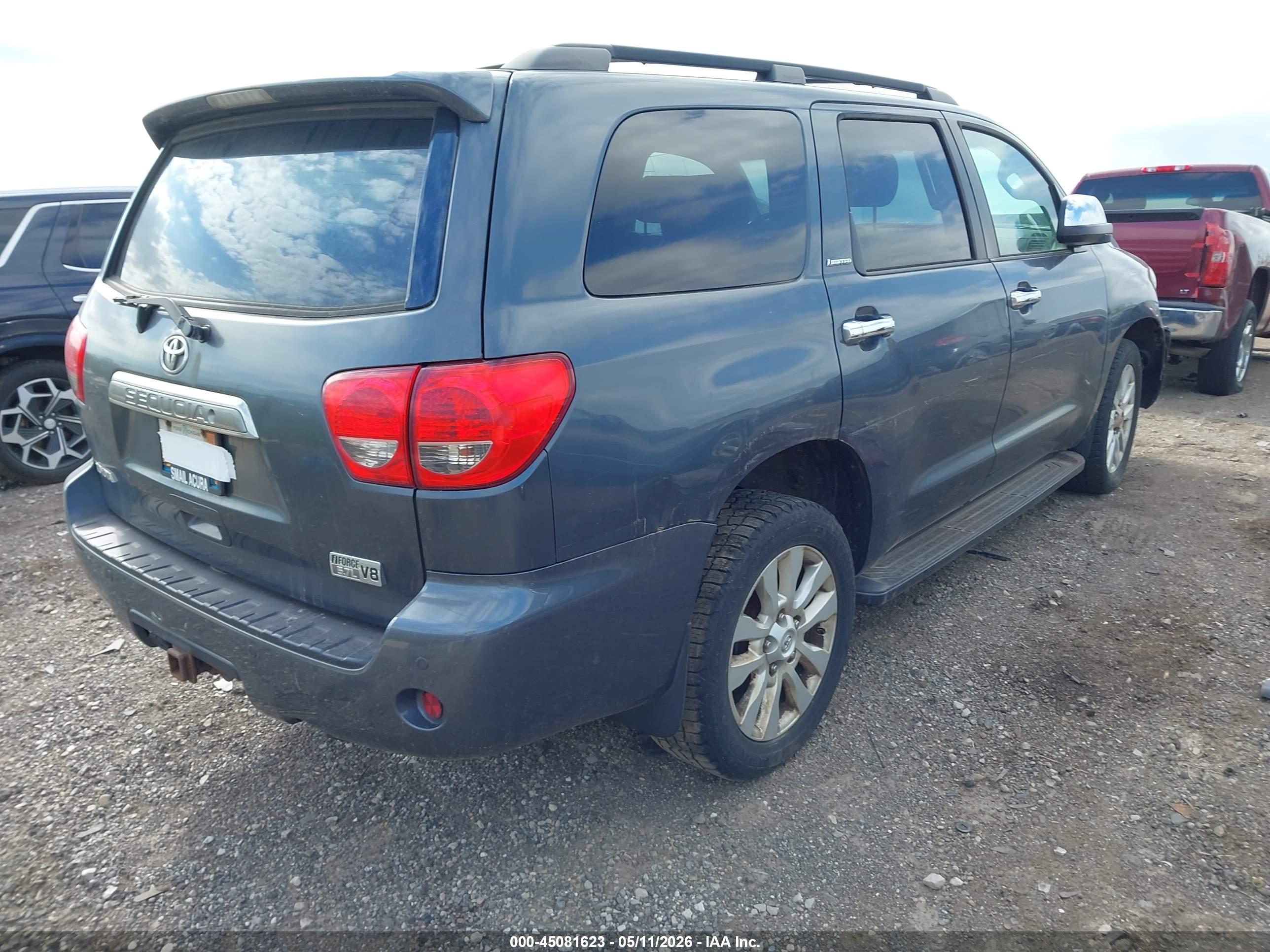 TOYOTA SEQUOIA image 4