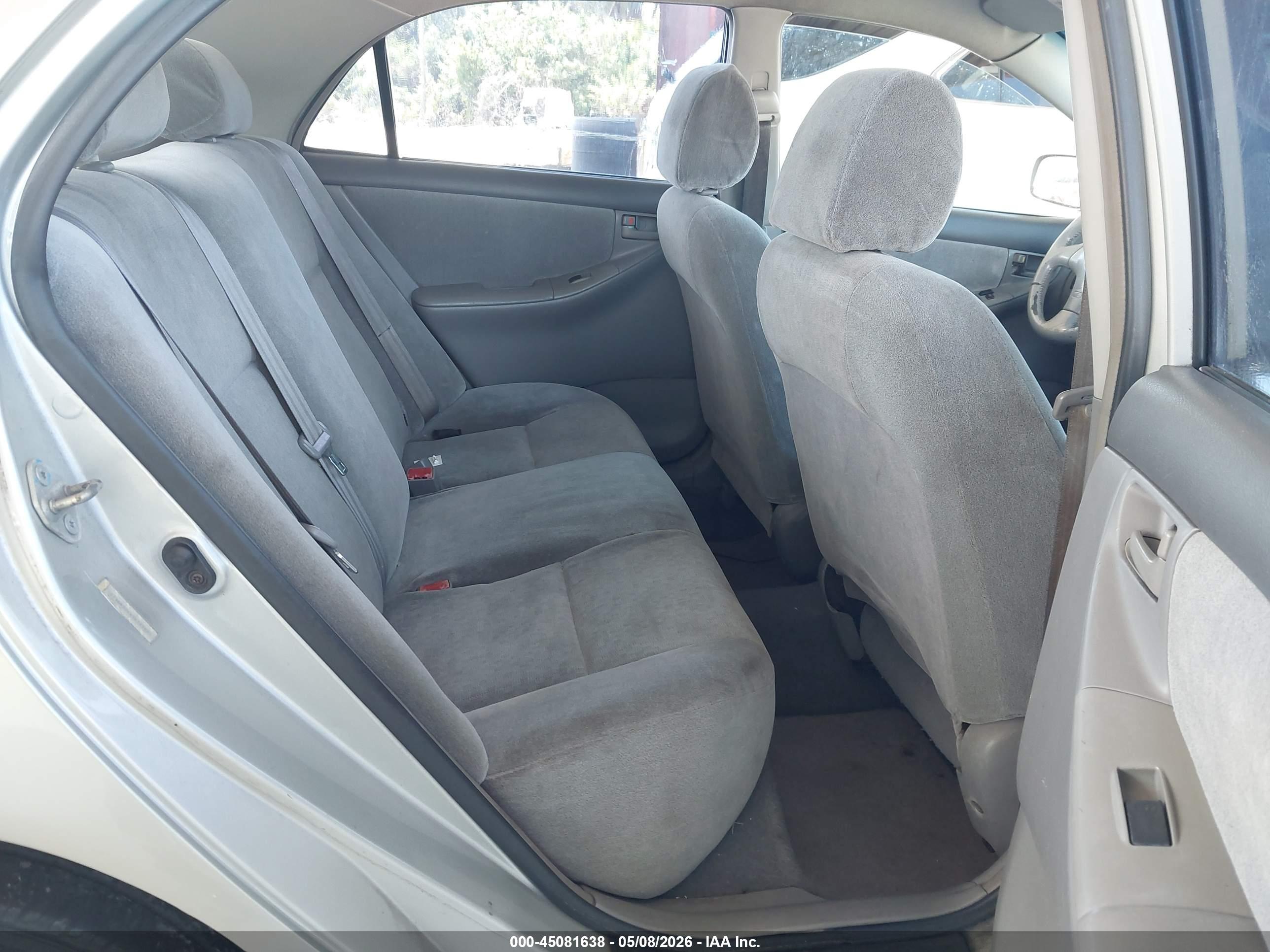 TOYOTA COROLLA image 8