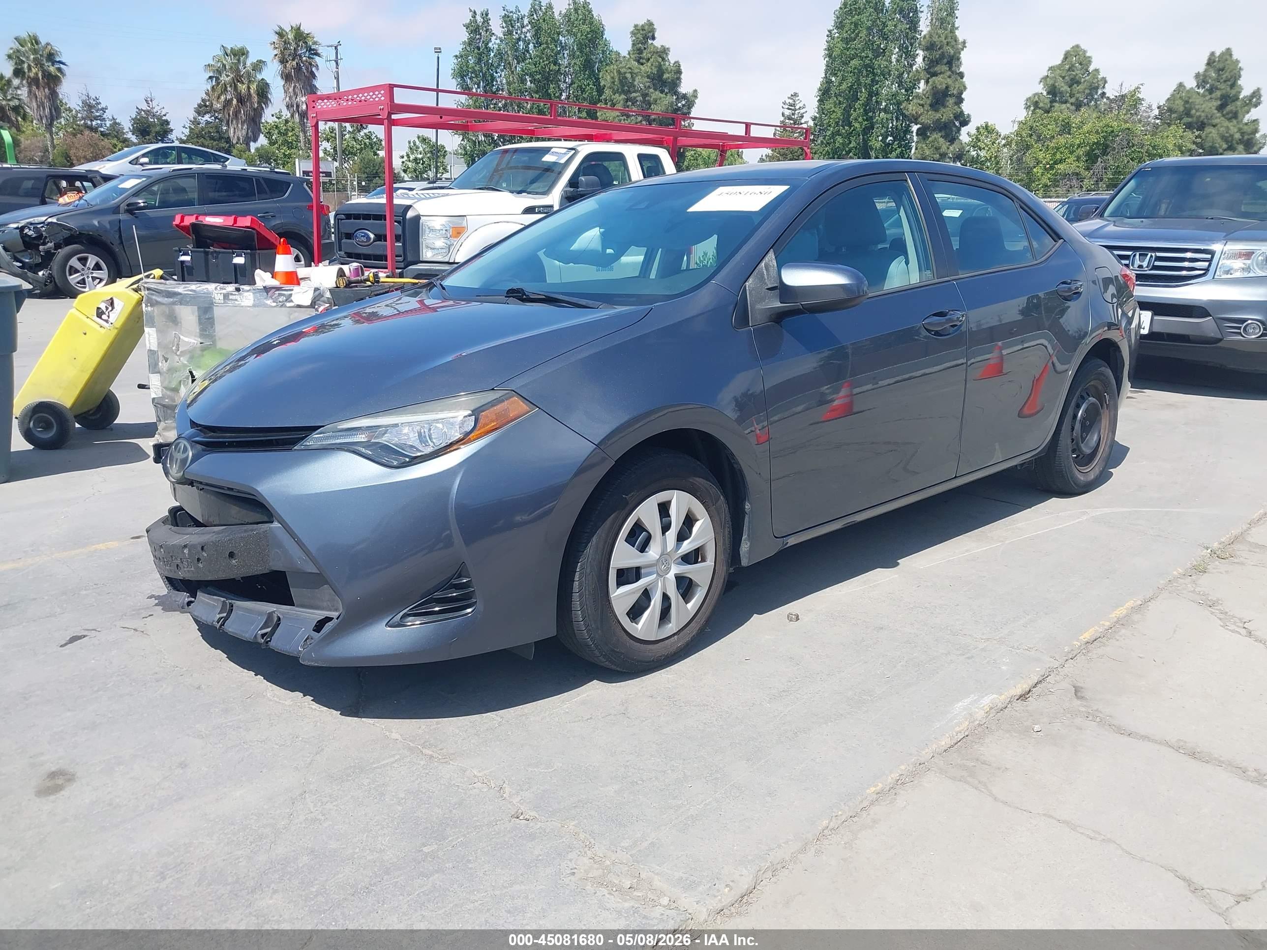 TOYOTA COROLLA image 2