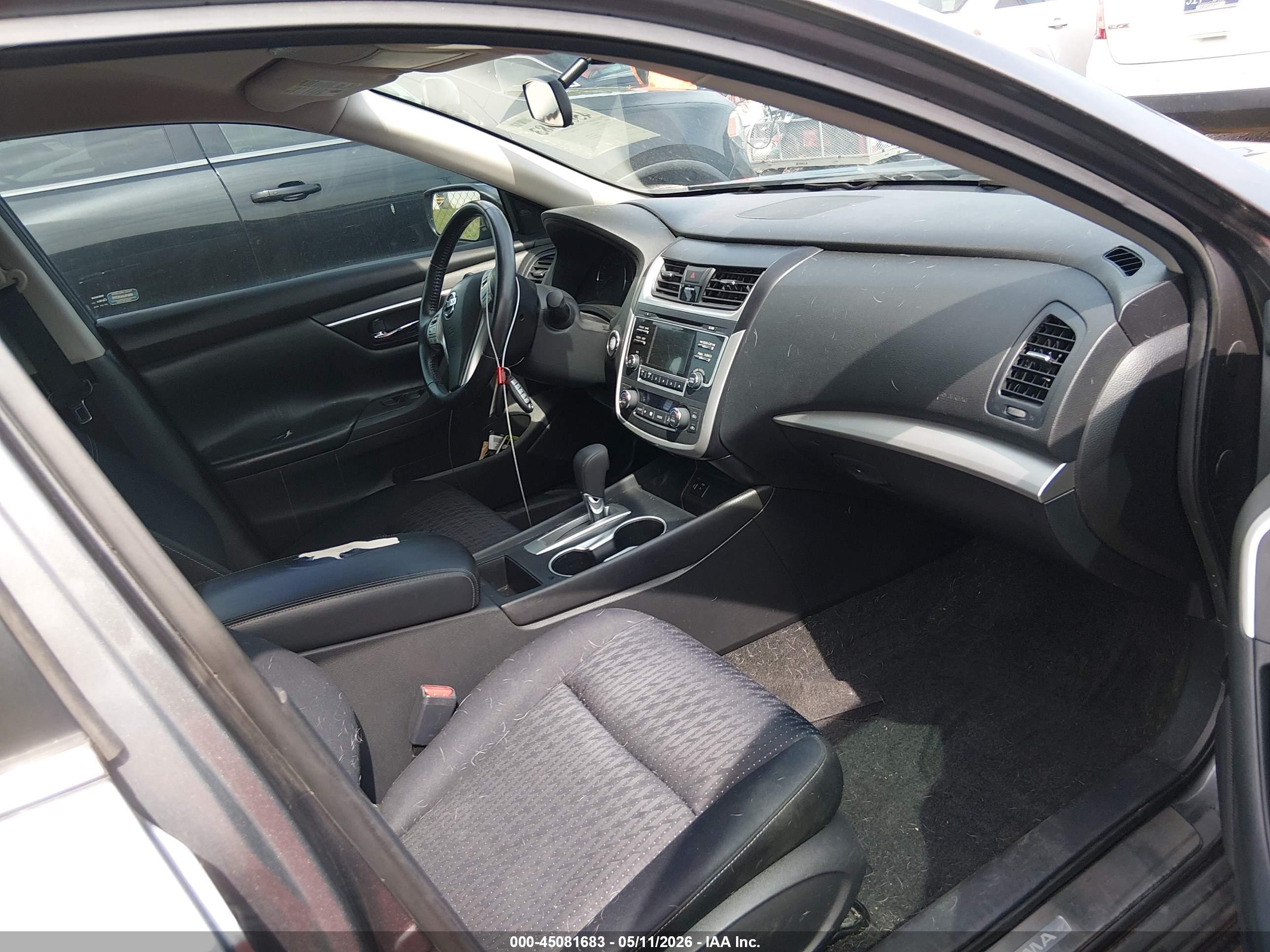 NISSAN ALTIMA image 5
