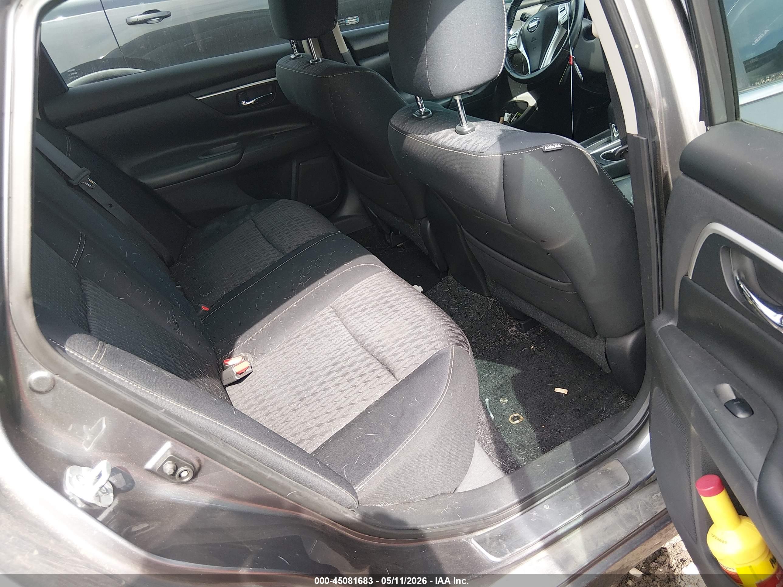 NISSAN ALTIMA image 8