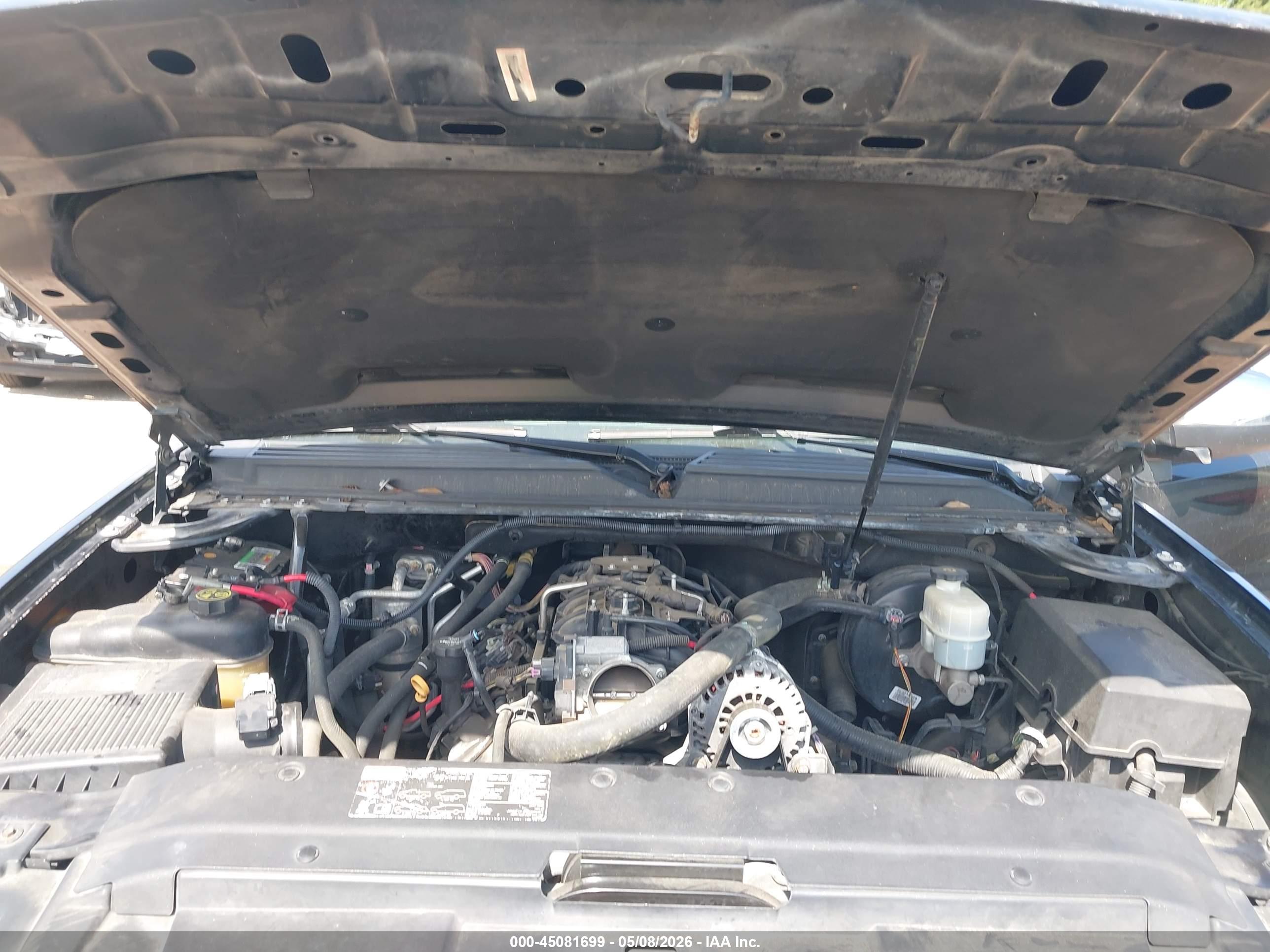 CHEVROLET TAHOE image 10