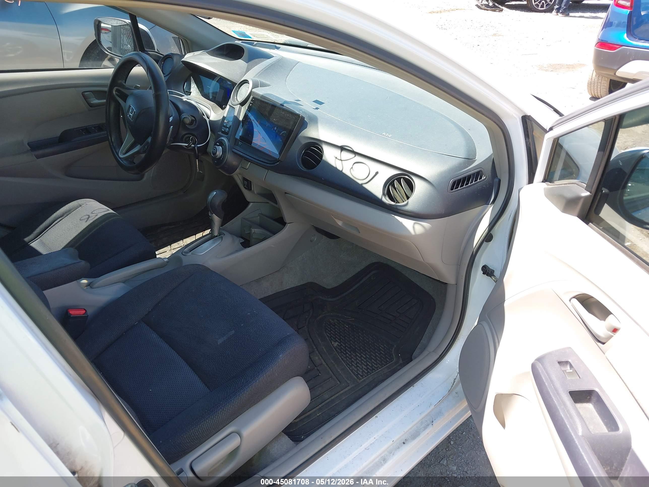 HONDA INSIGHT image 5