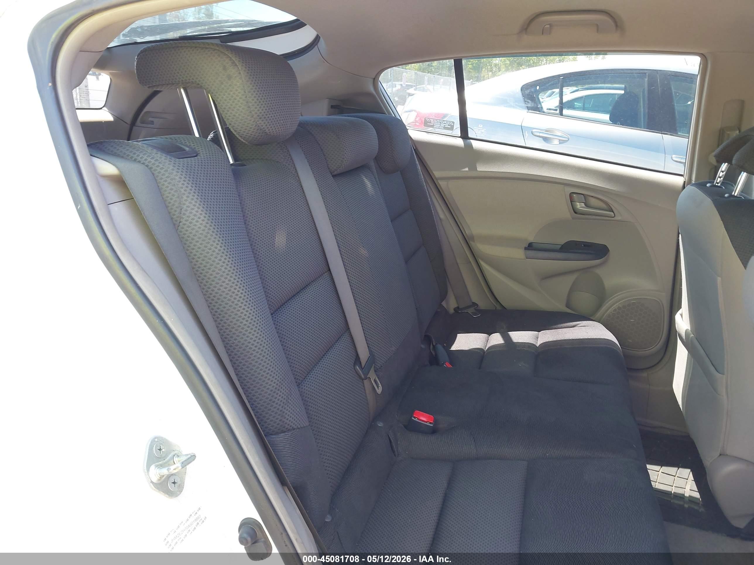 HONDA INSIGHT image 8