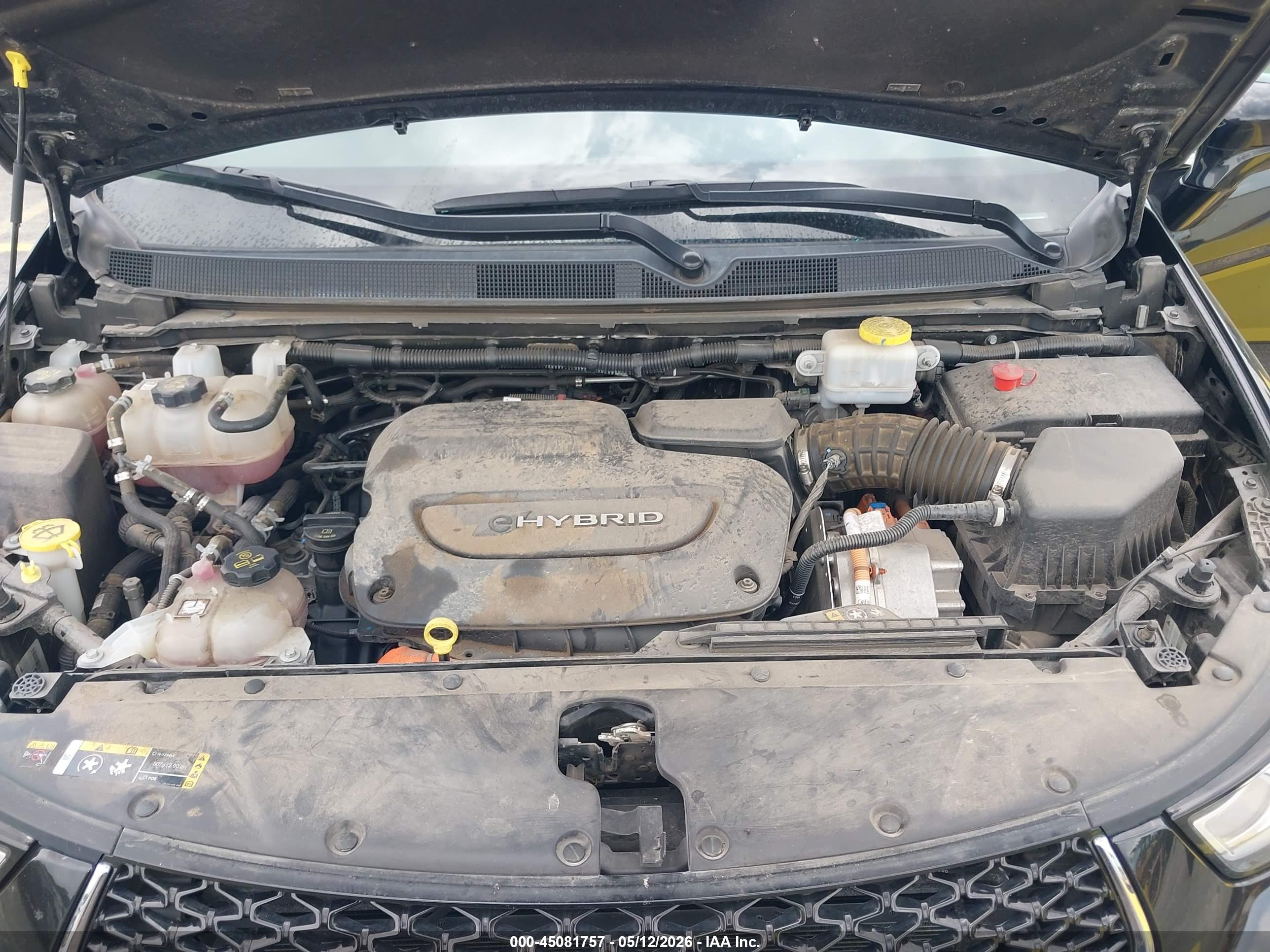CHRYSLER PACIFICA image 10