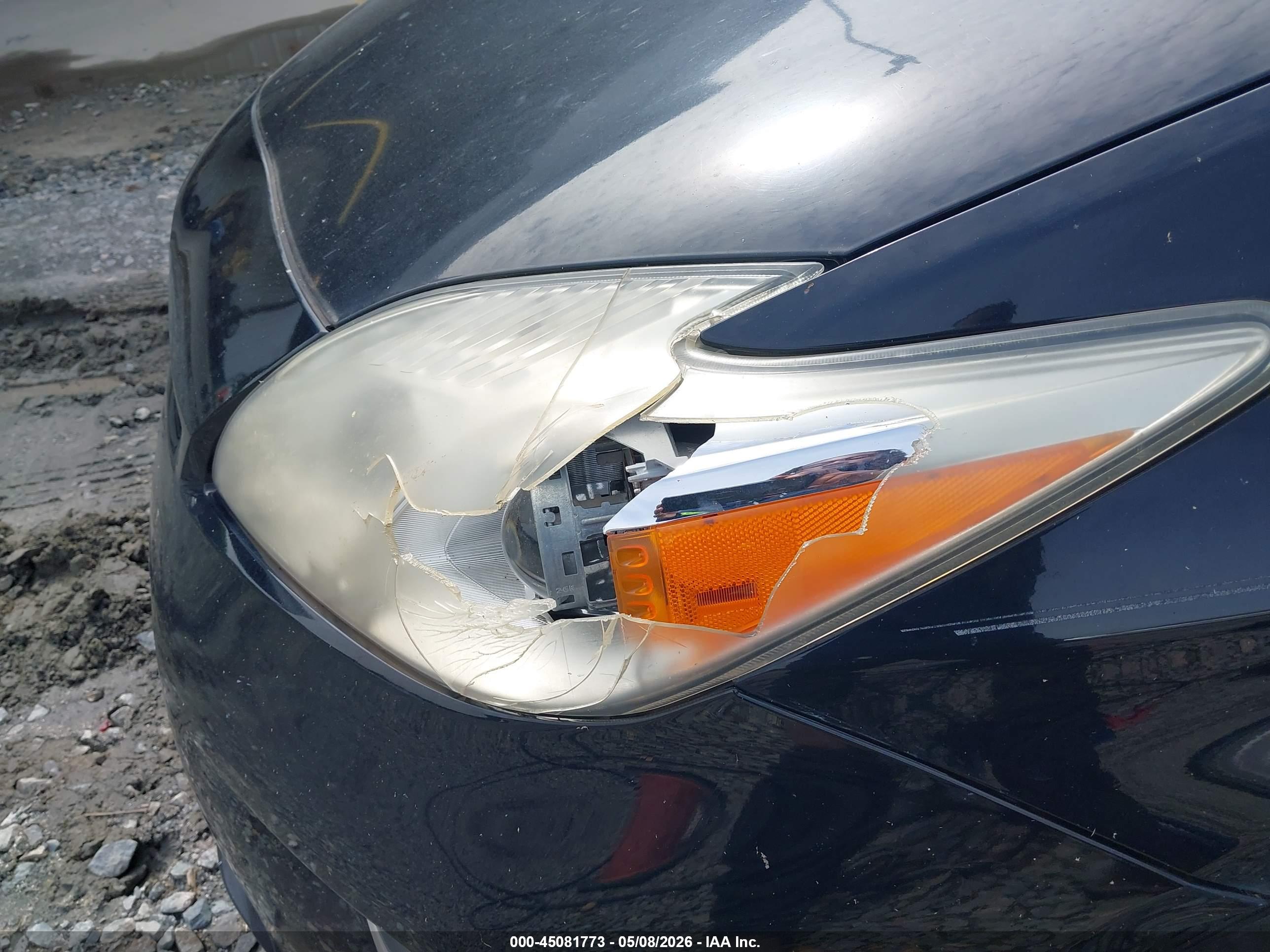 TOYOTA PRIUS image 6