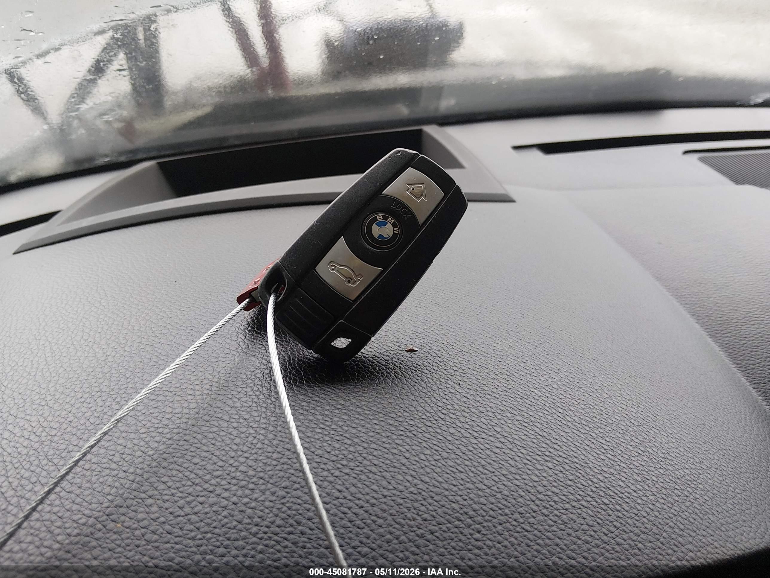 BMW 535I image 11