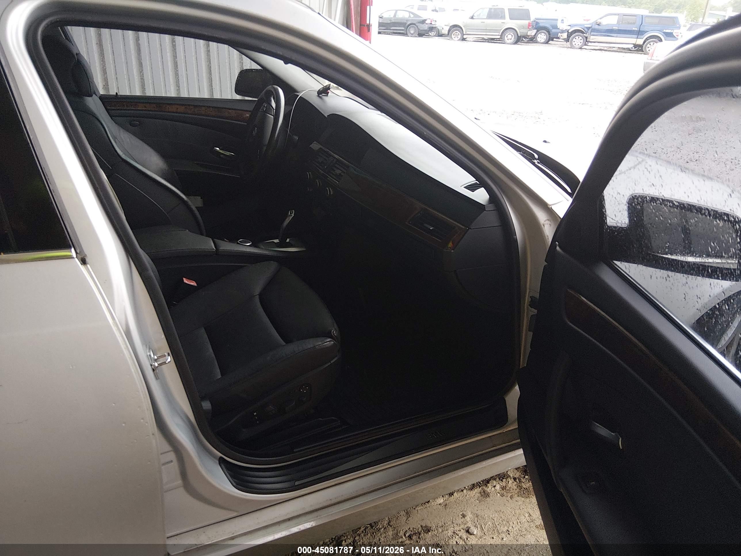 BMW 535I image 5
