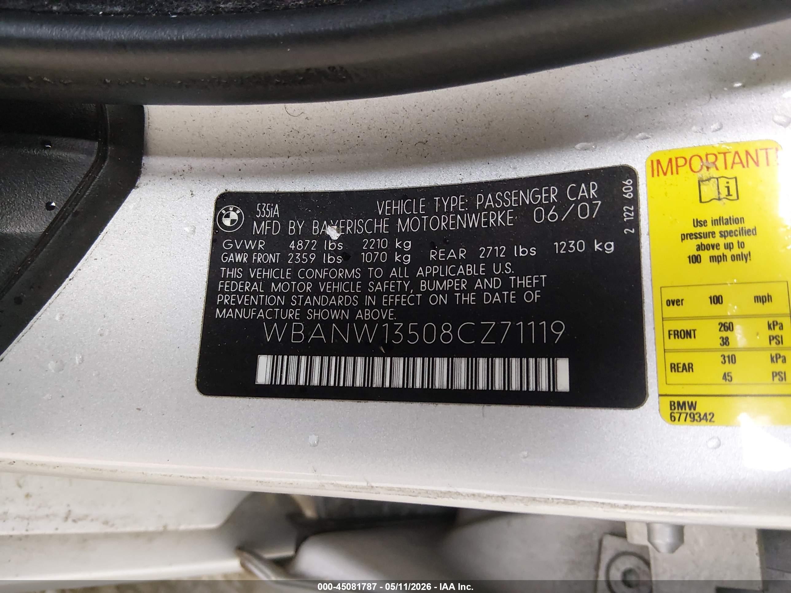 BMW 535I image 9