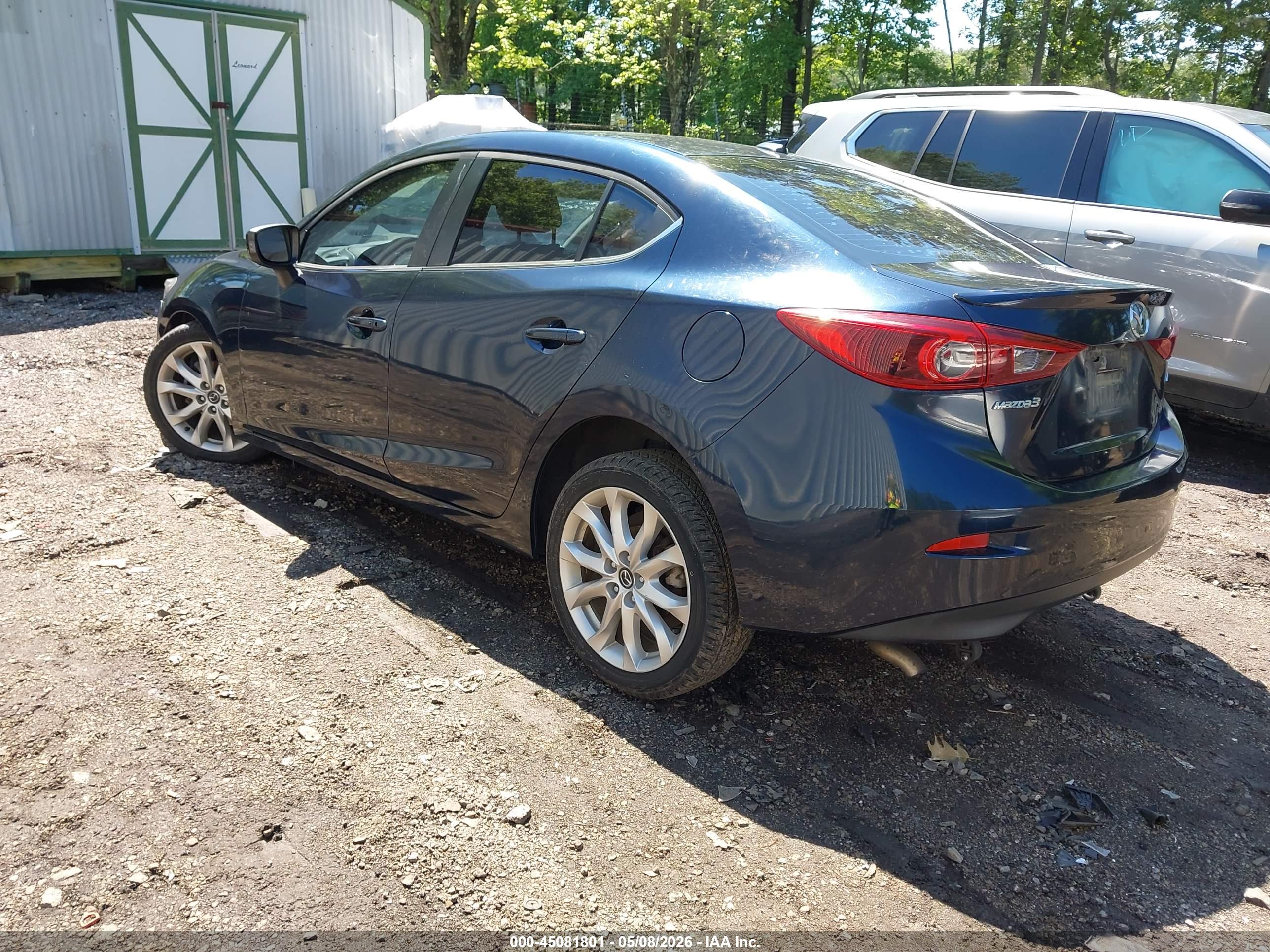 MAZDA MAZDA3 image 3