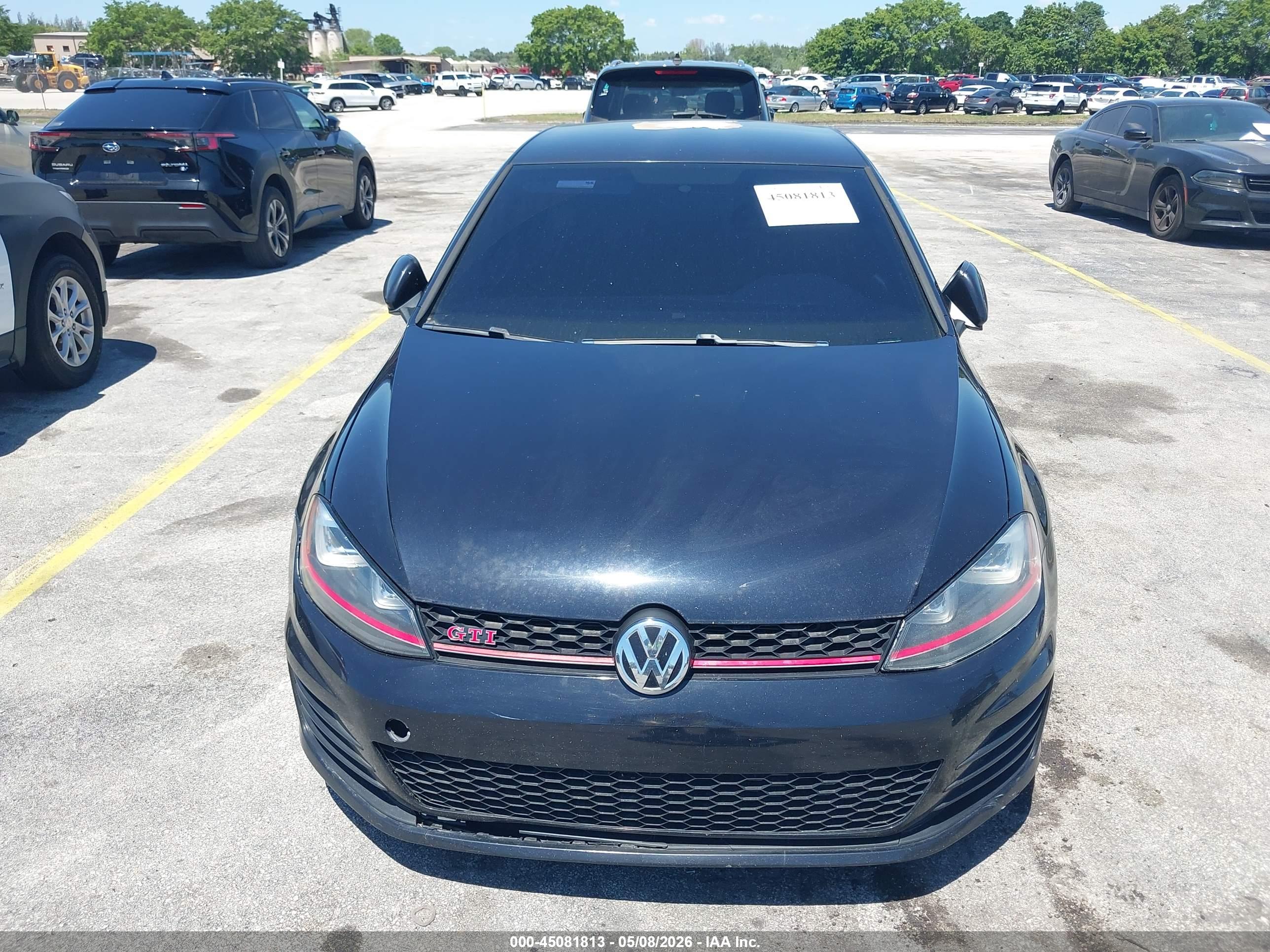VOLKSWAGEN GOLF image 6