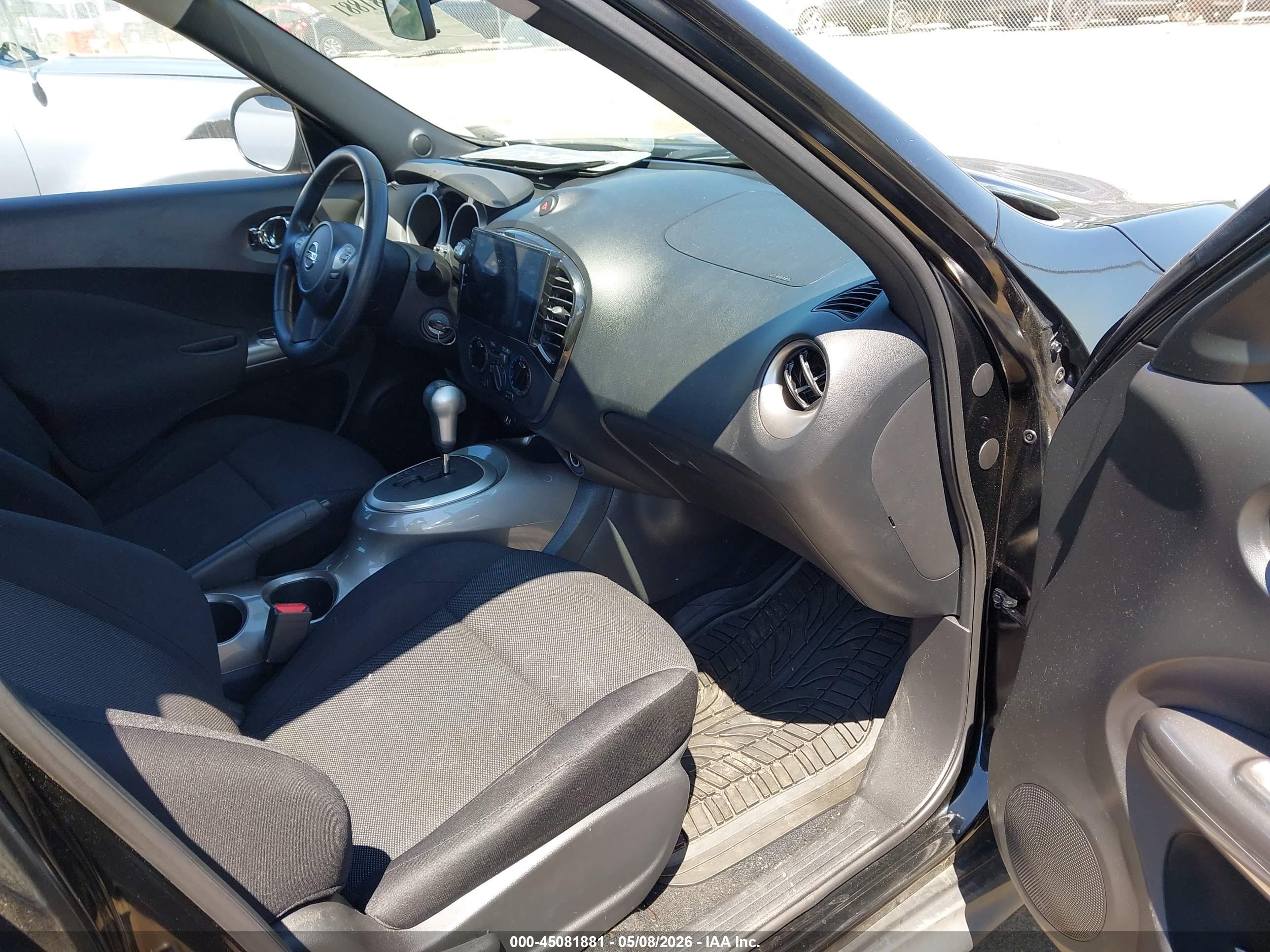 NISSAN JUKE image 5