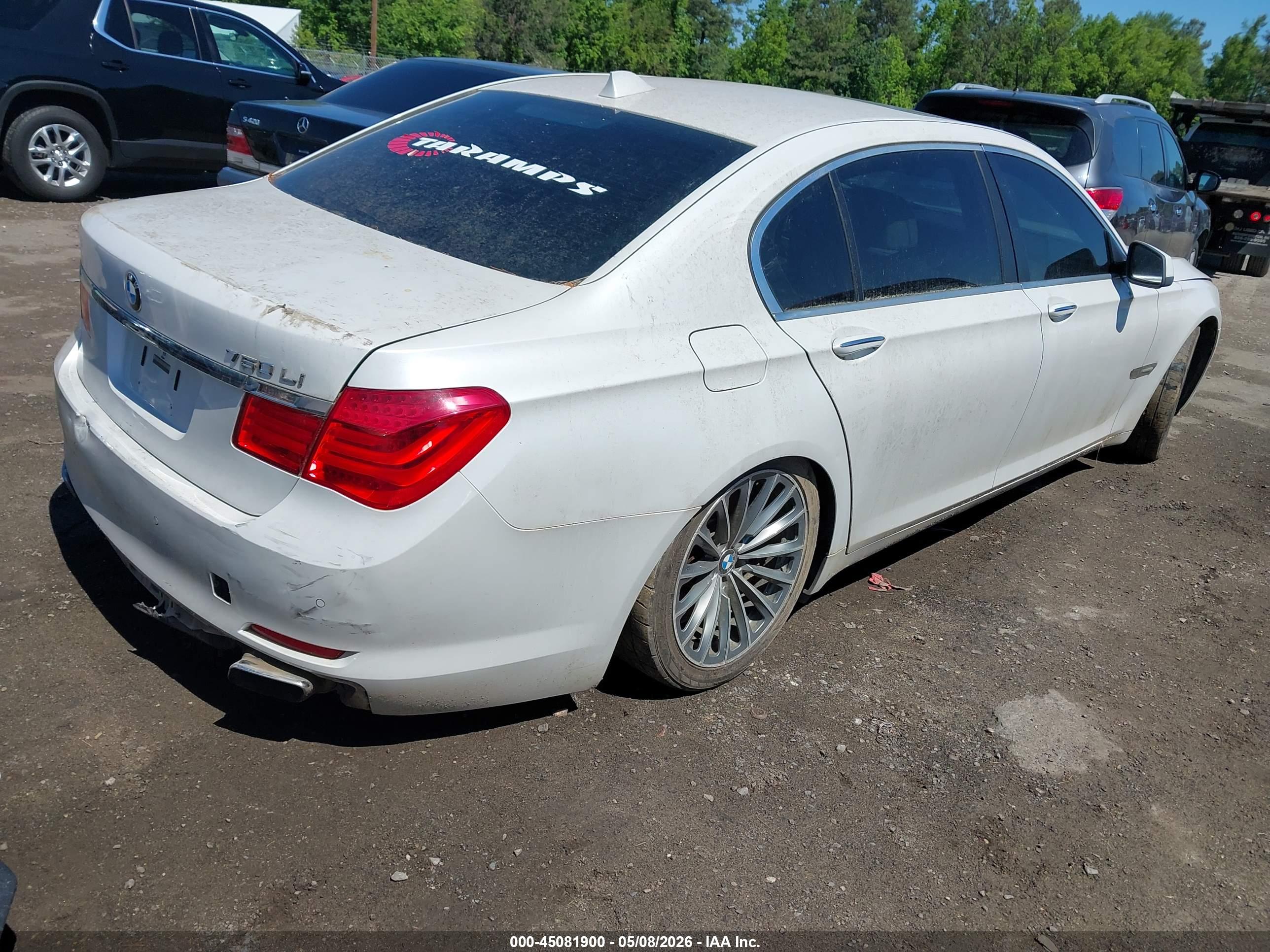 BMW 750LI image 4