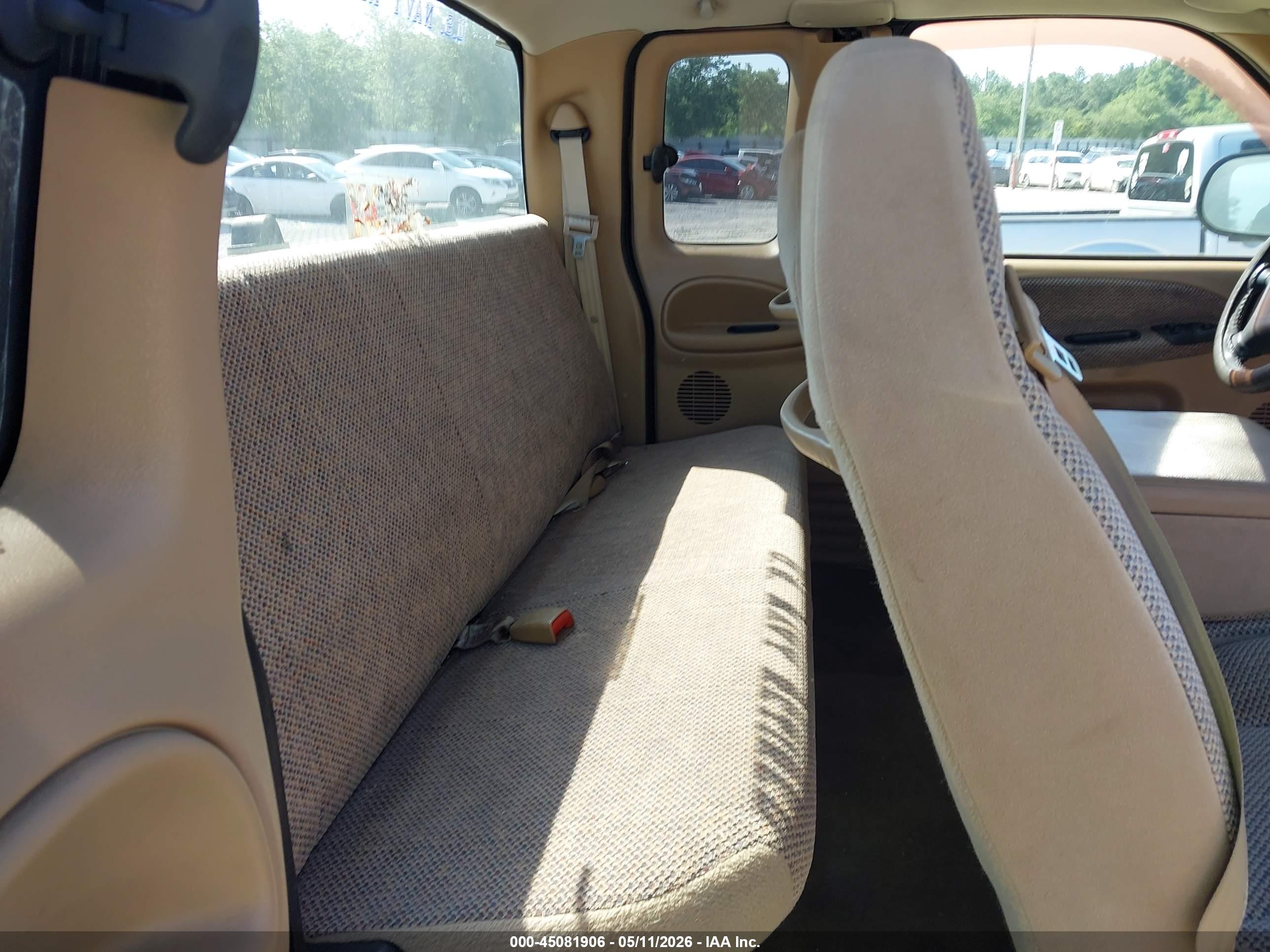 DODGE RAM image 8