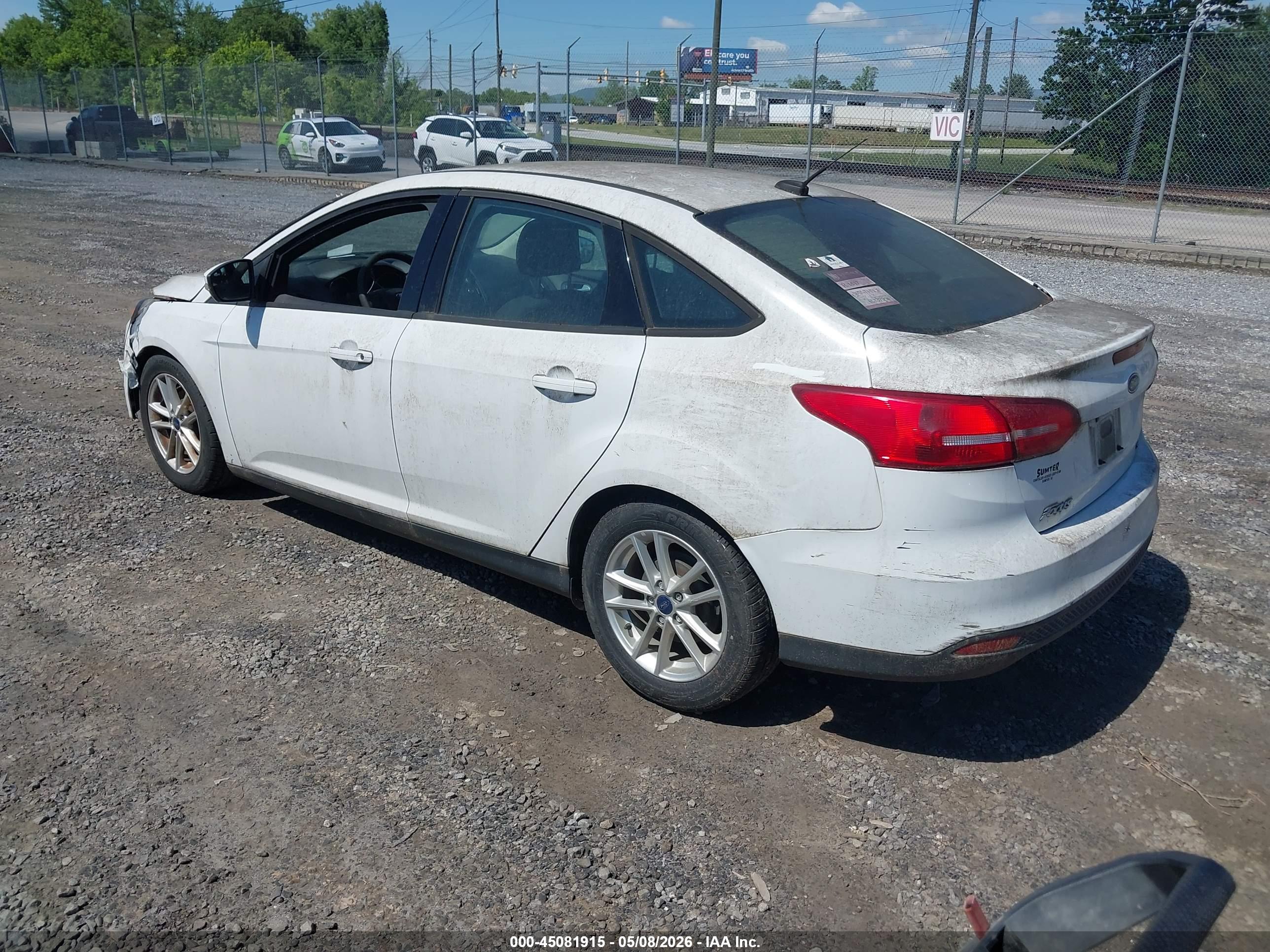 FORD FOCUS image 3