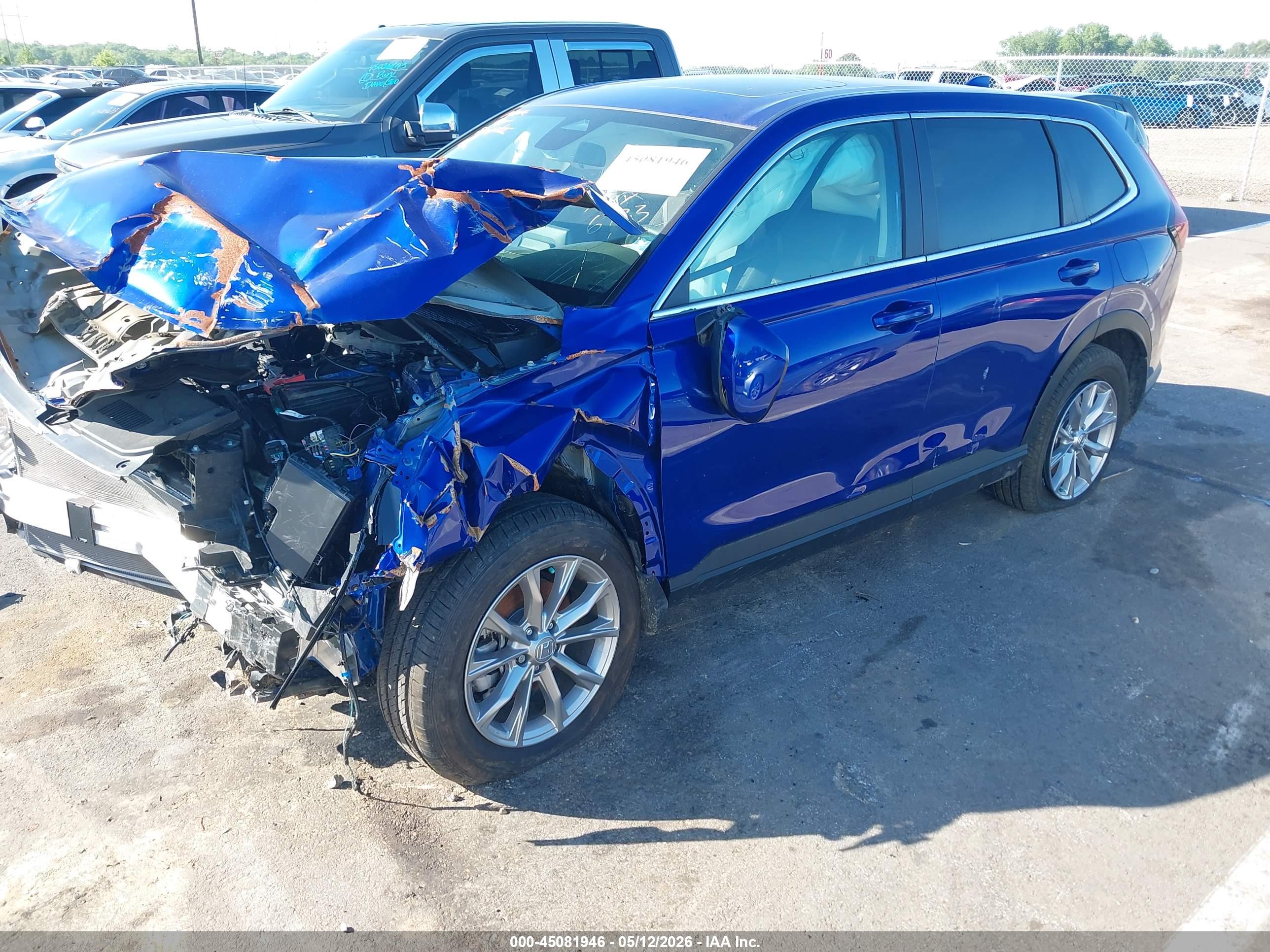 HONDA CR-V image 2