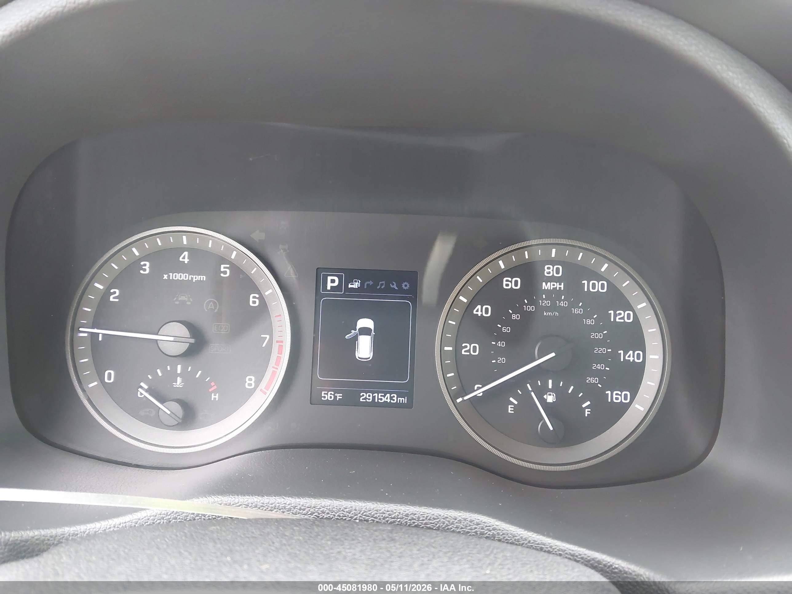 HYUNDAI TUCSON image 7