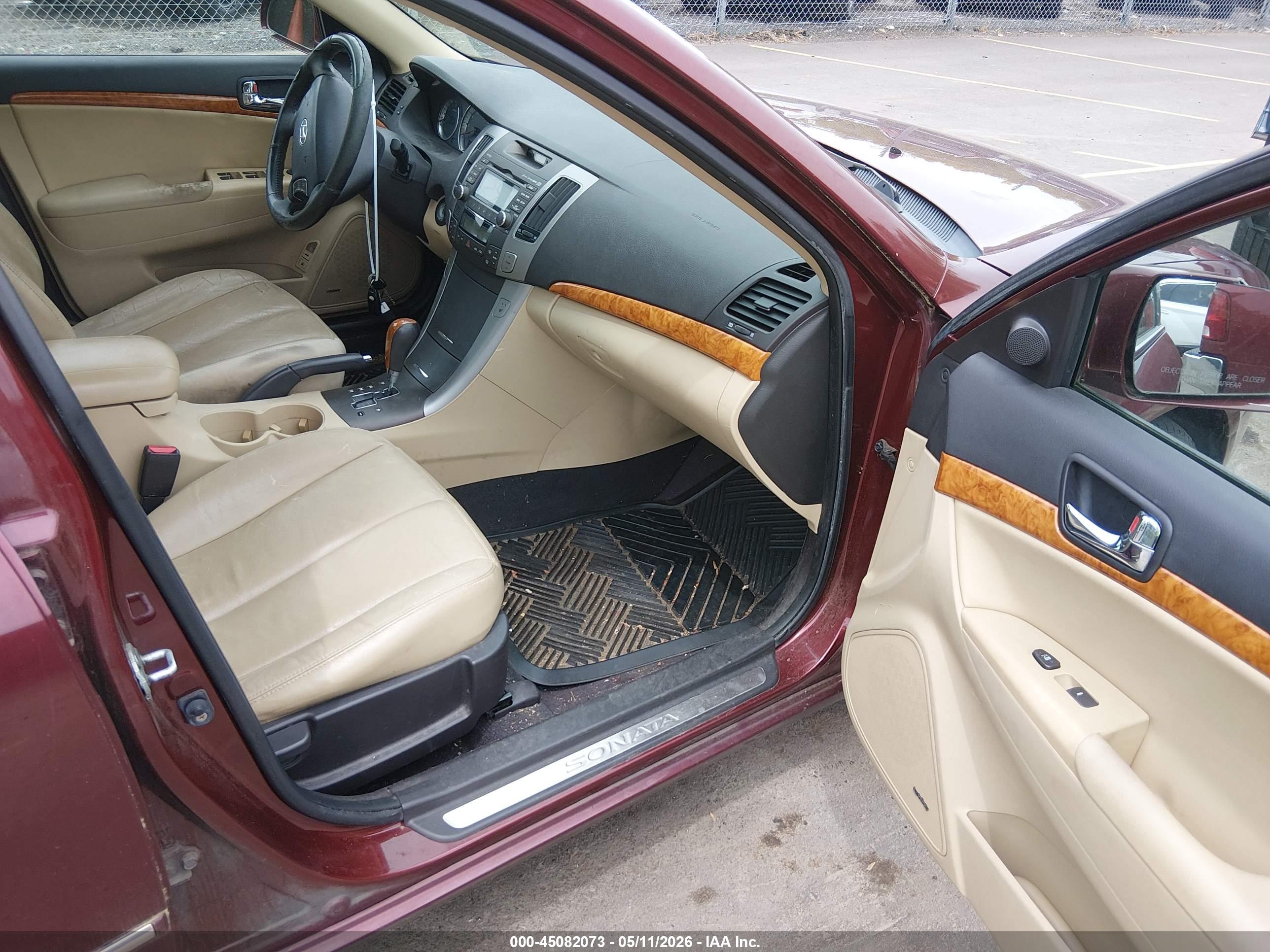 HYUNDAI SONATA image 5