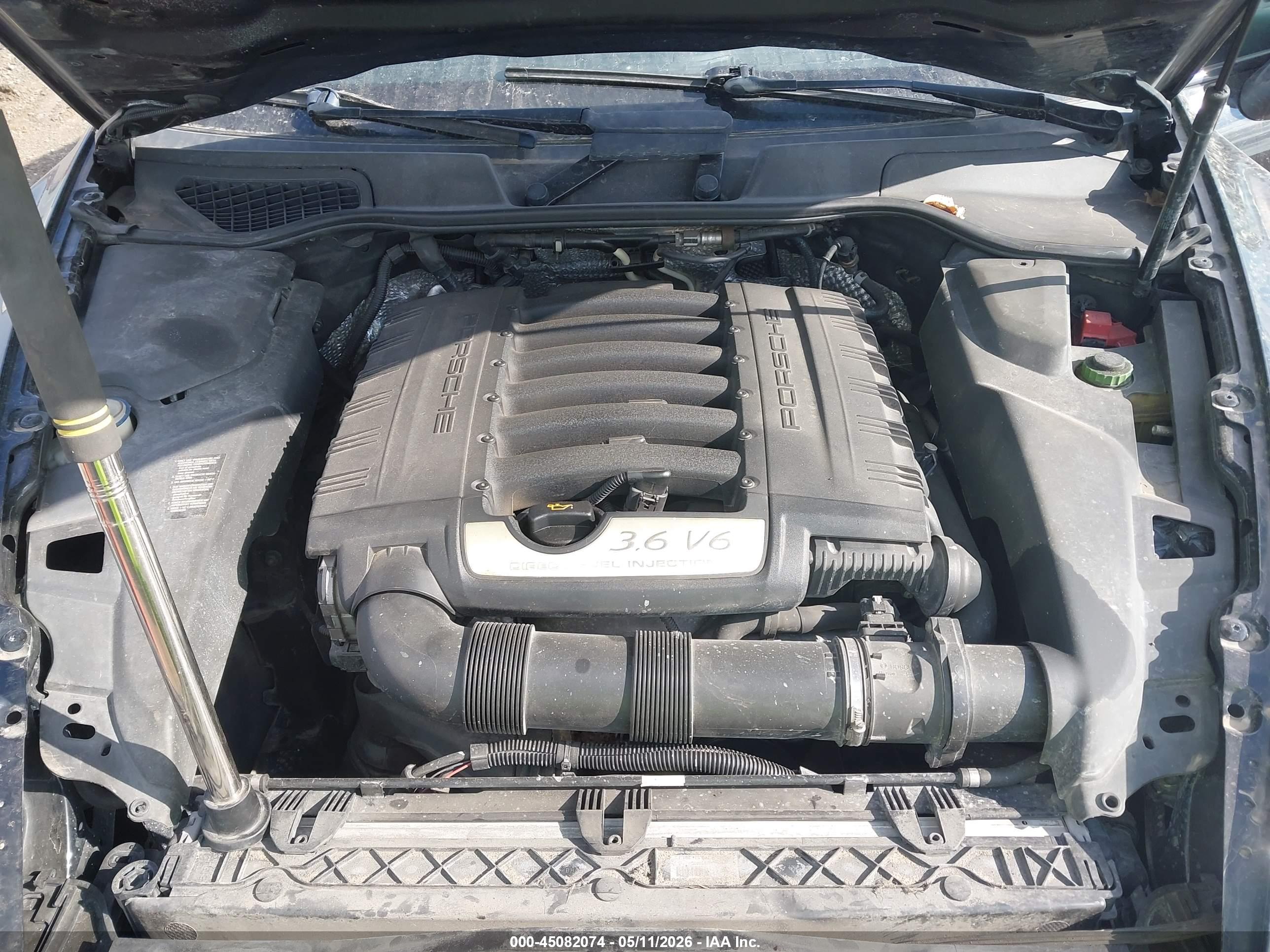 PORSCHE CAYENNE image 10