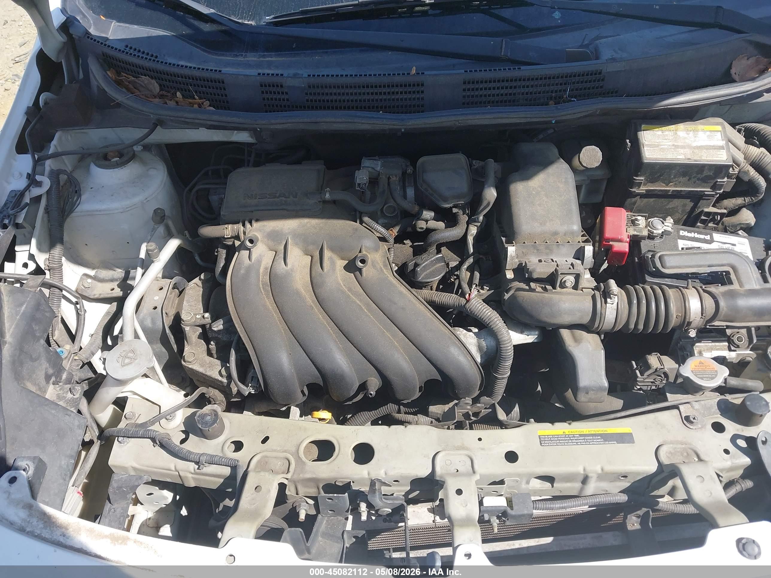 NISSAN VERSA image 10