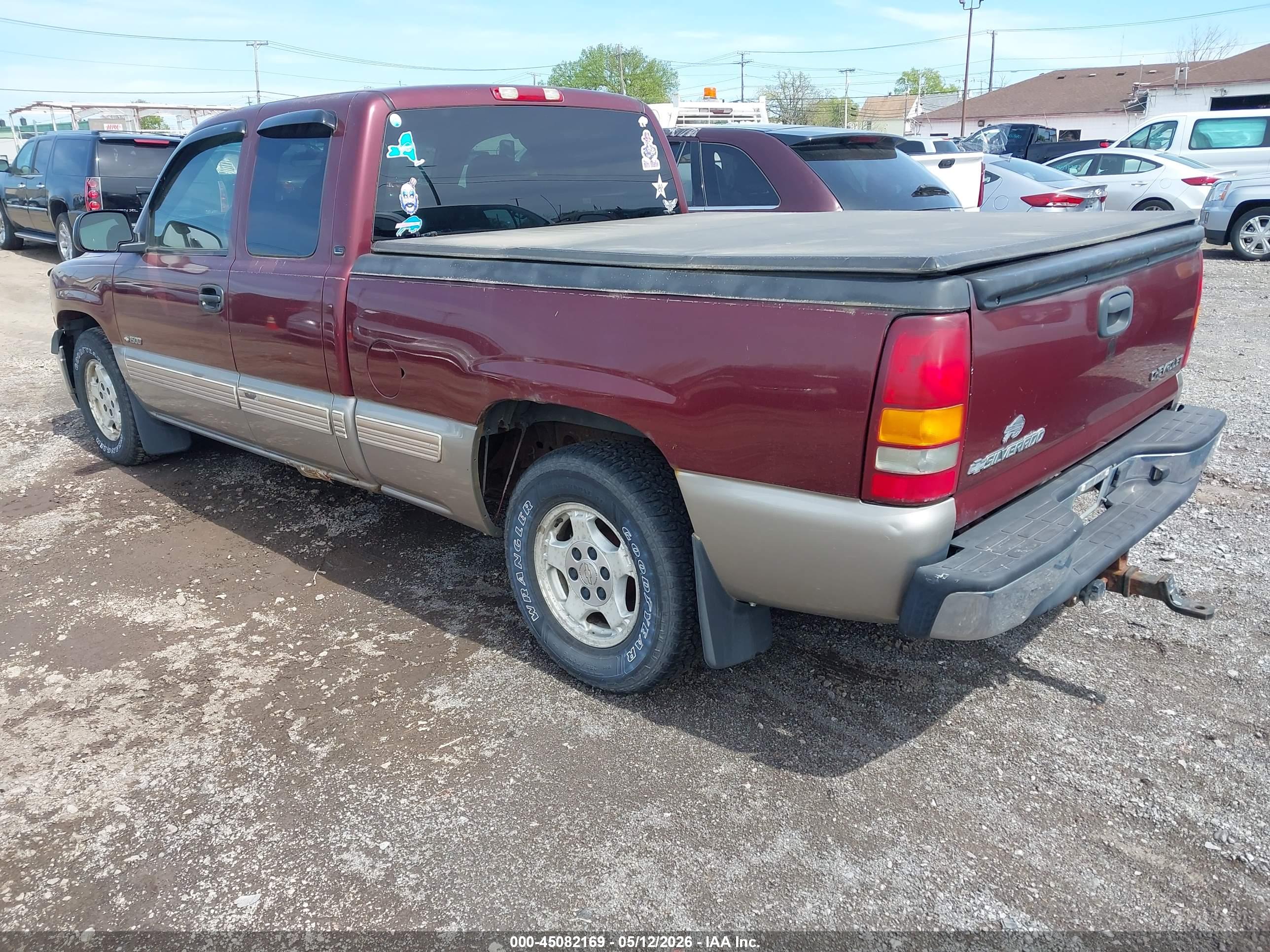 CHEVROLET SILVERADO image 3