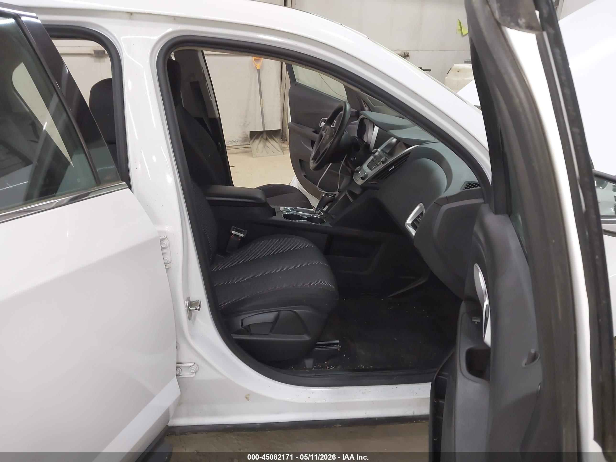 CHEVROLET EQUINOX image 5