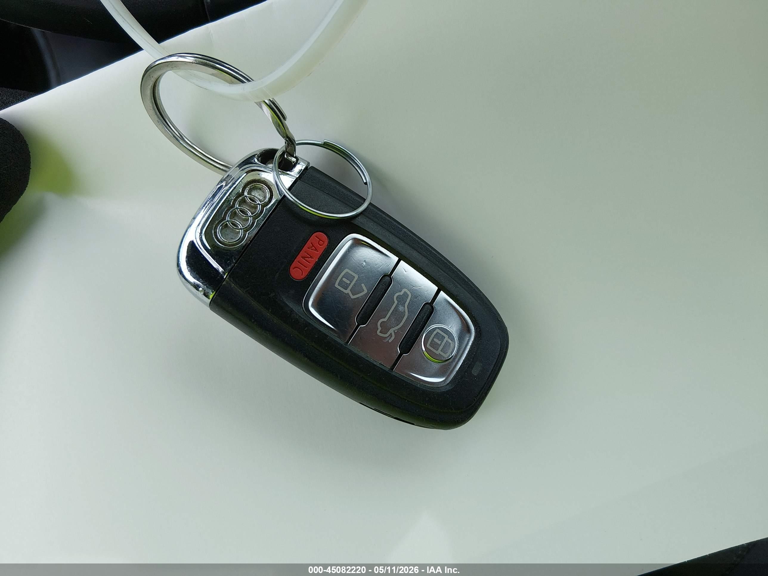 AUDI A4 image 11