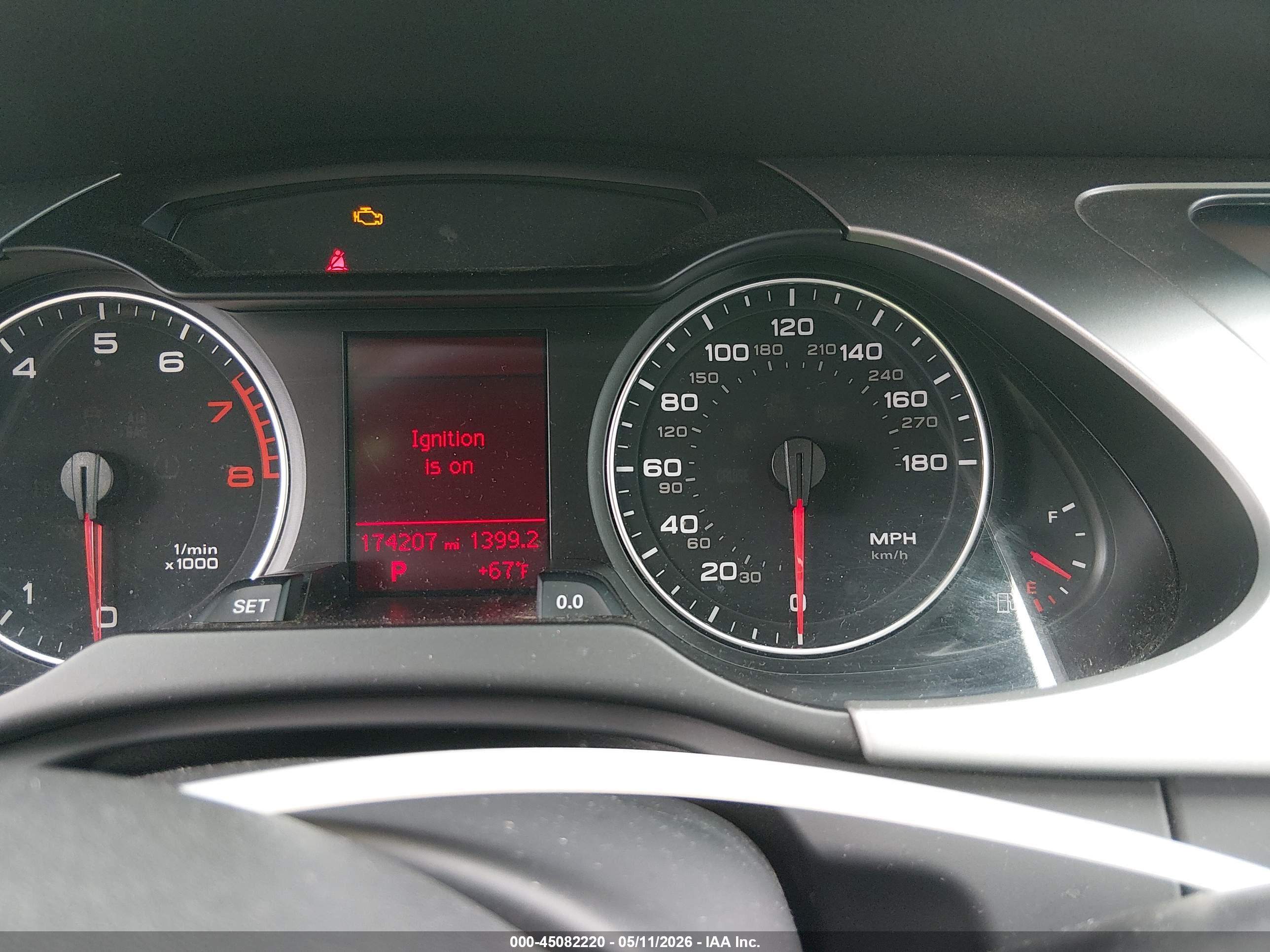 AUDI A4 image 7