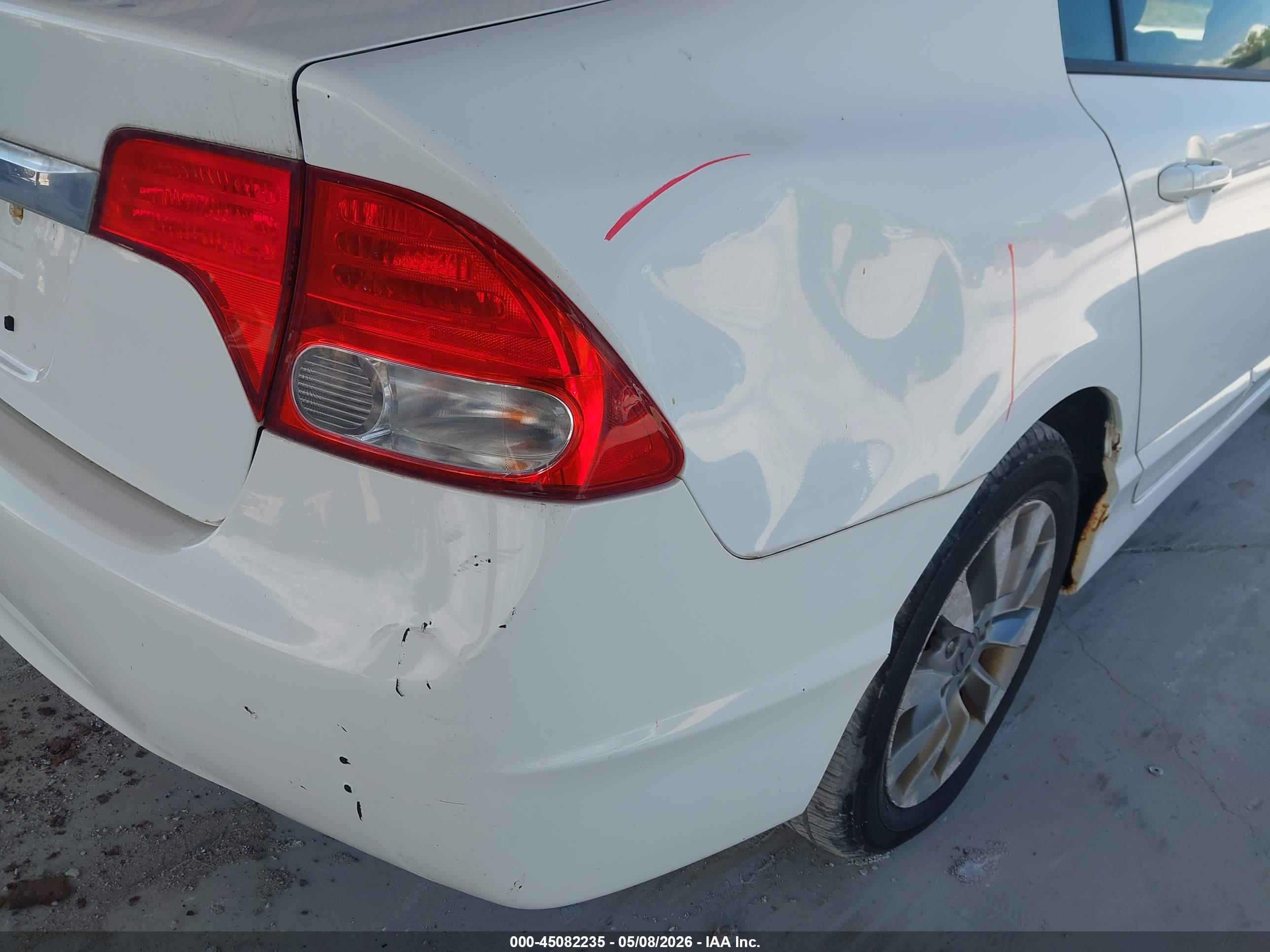 HONDA CIVIC image 6