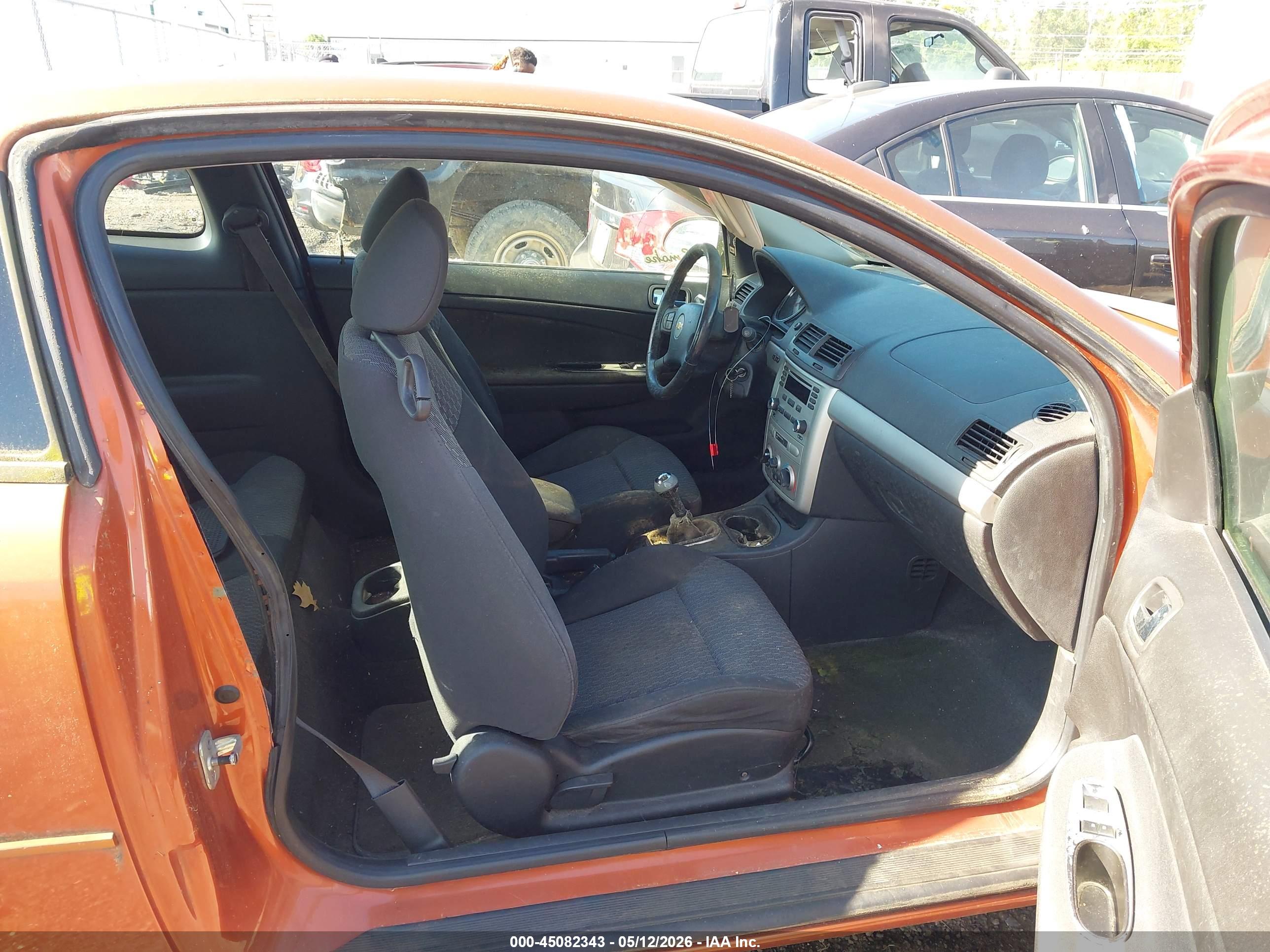 CHEVROLET COBALT image 5