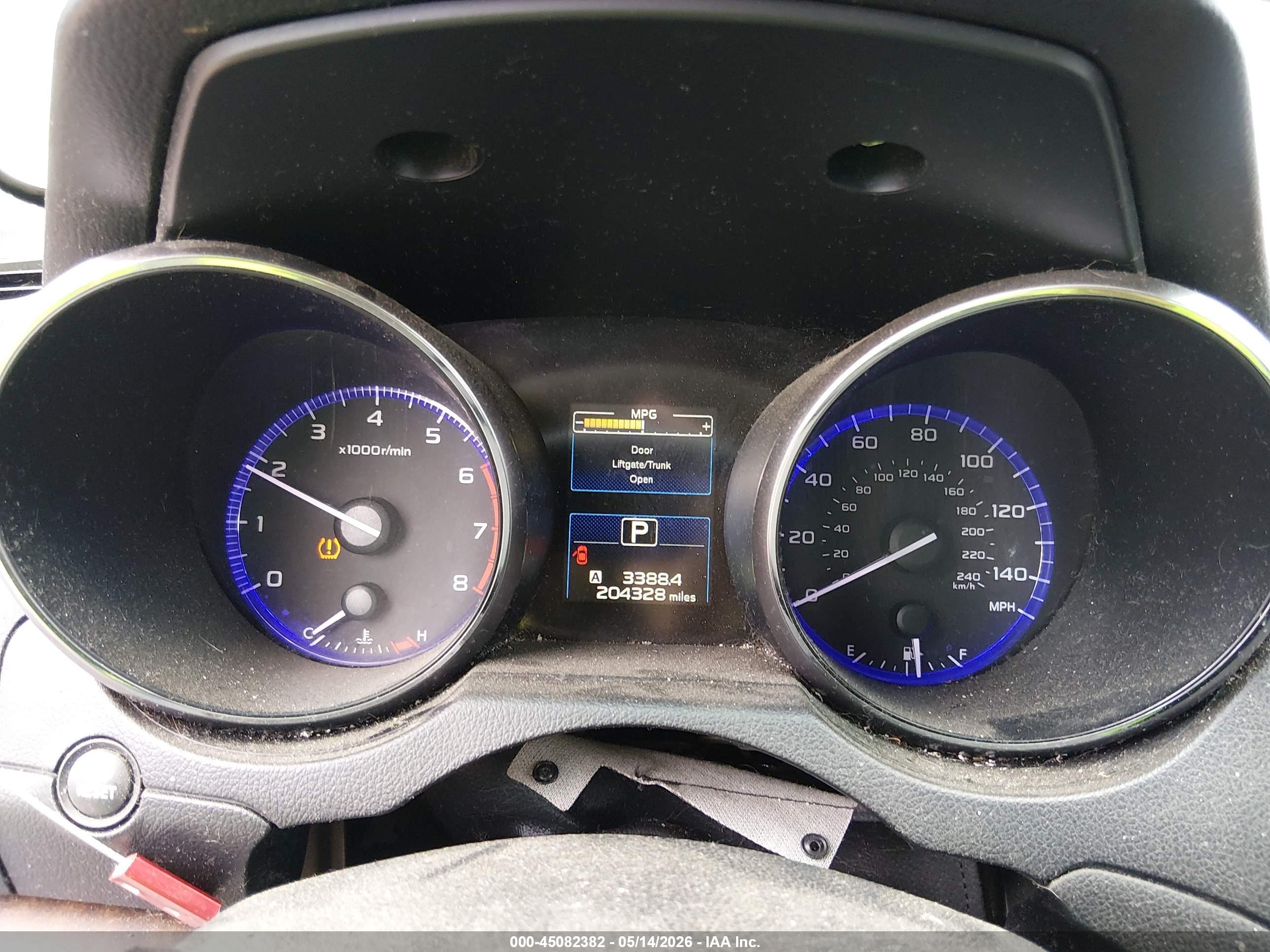 SUBARU OUTBACK image 7