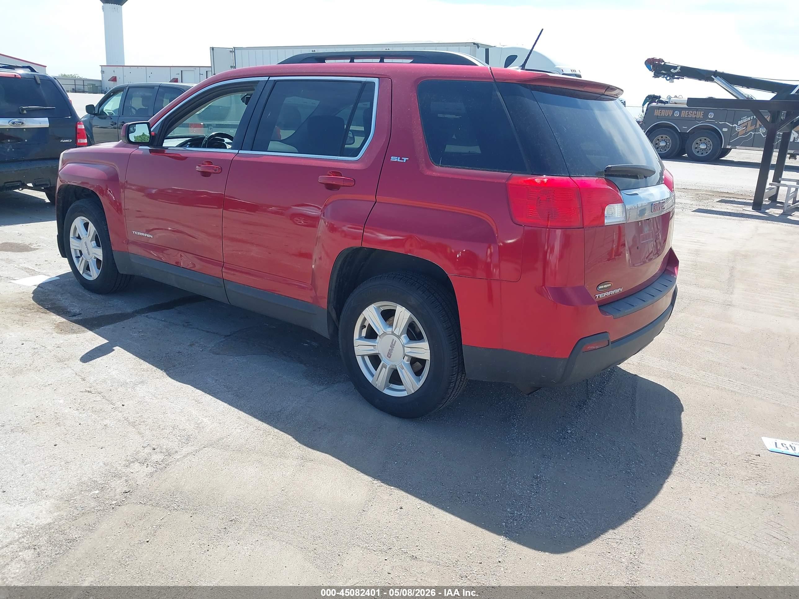 GMC TERRAIN image 3