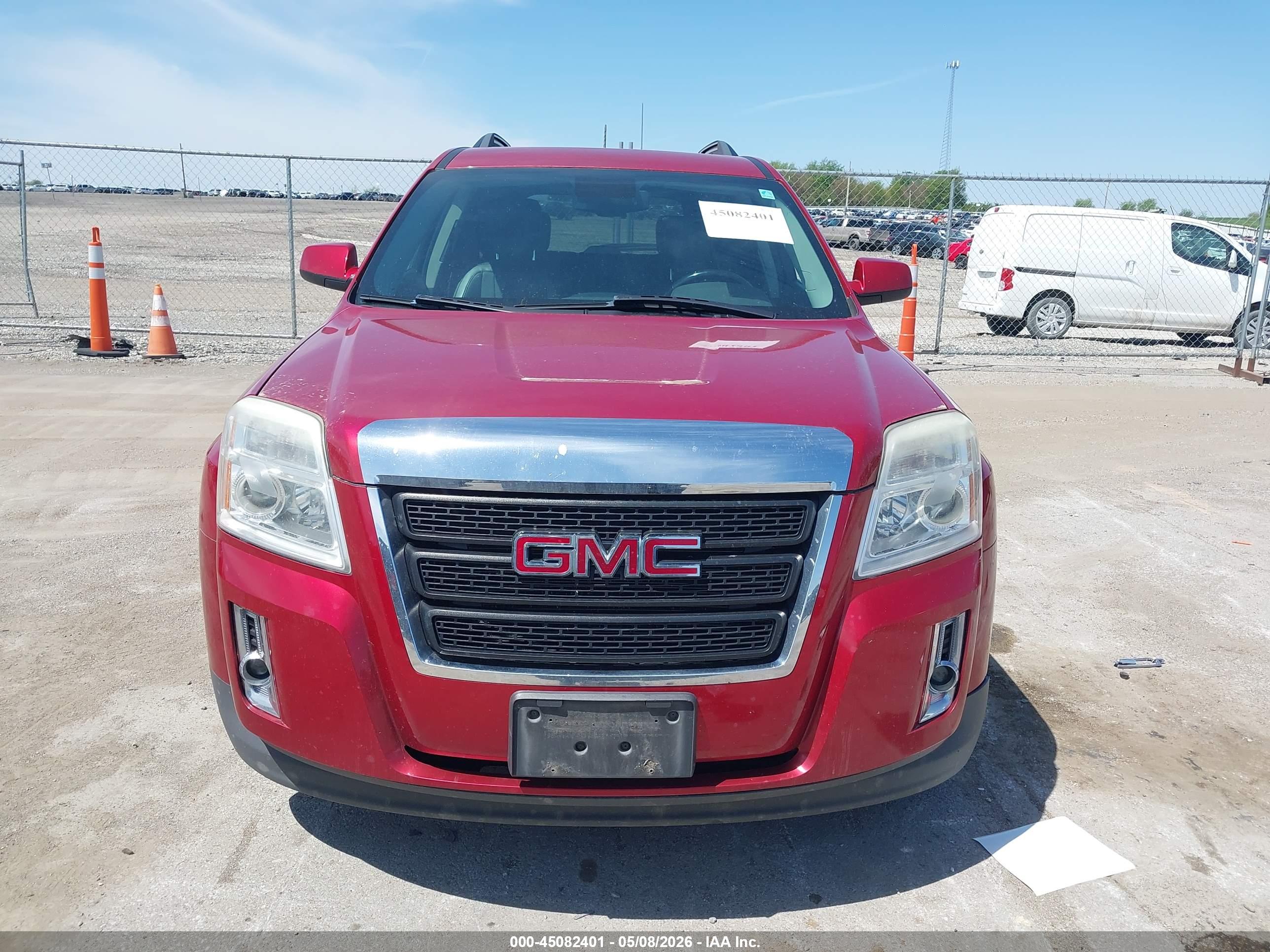 GMC TERRAIN image 6