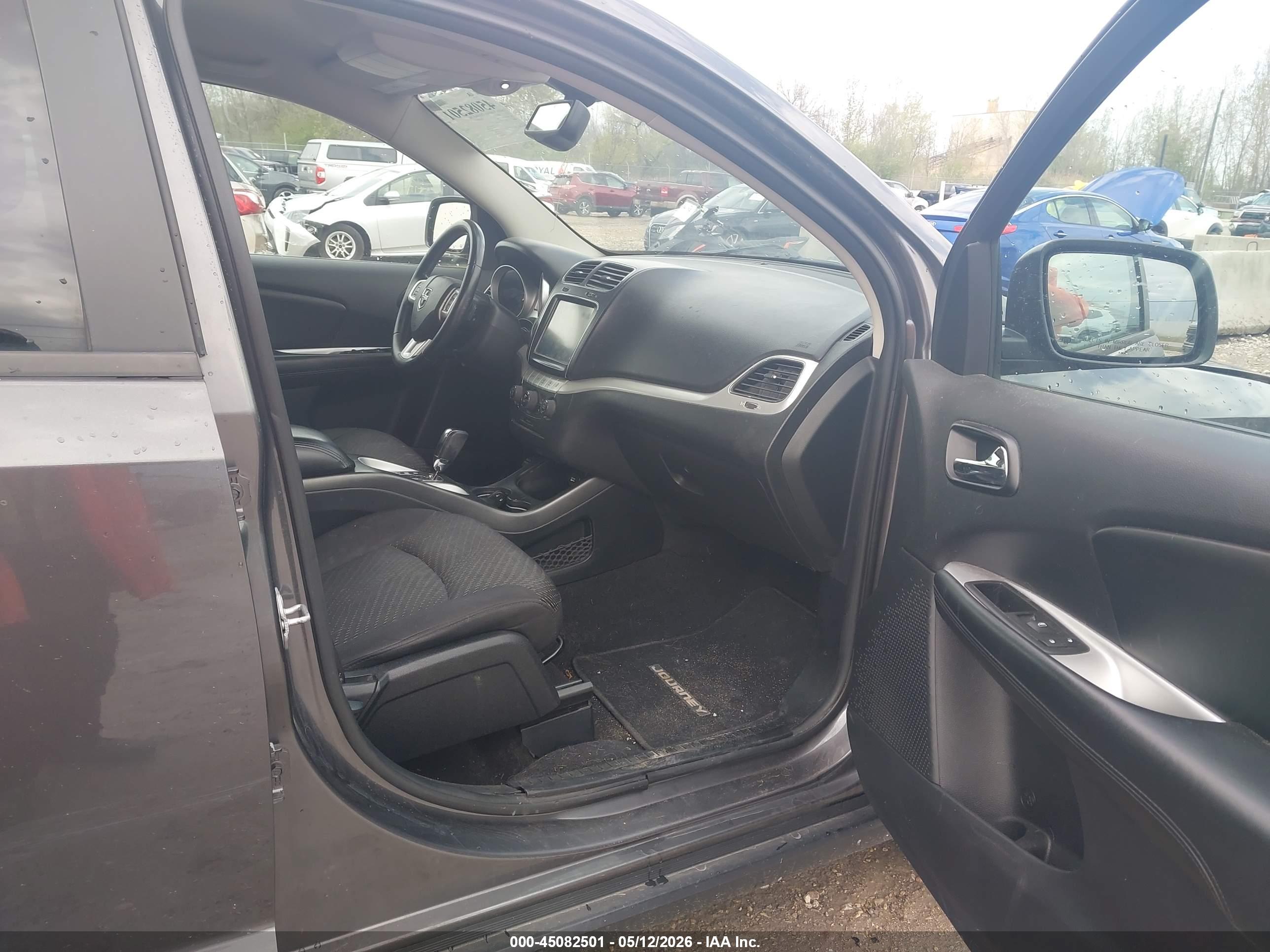 DODGE JOURNEY image 5