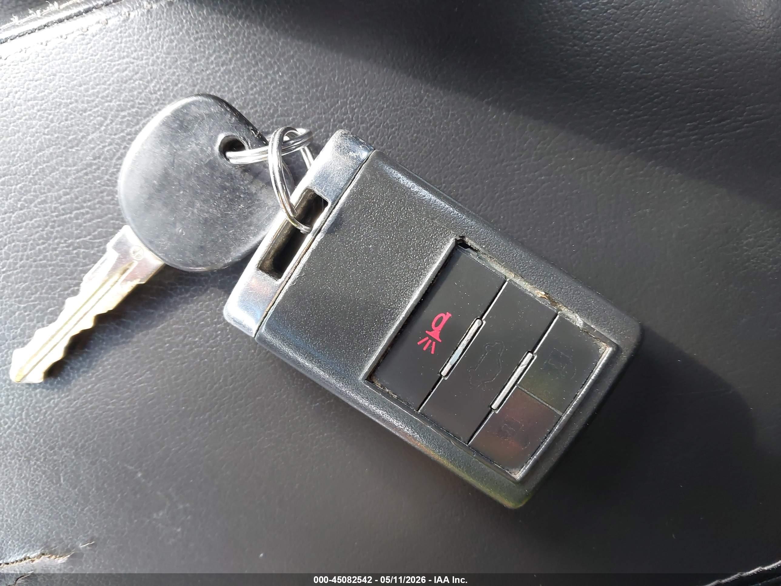 CADILLAC CTS image 11