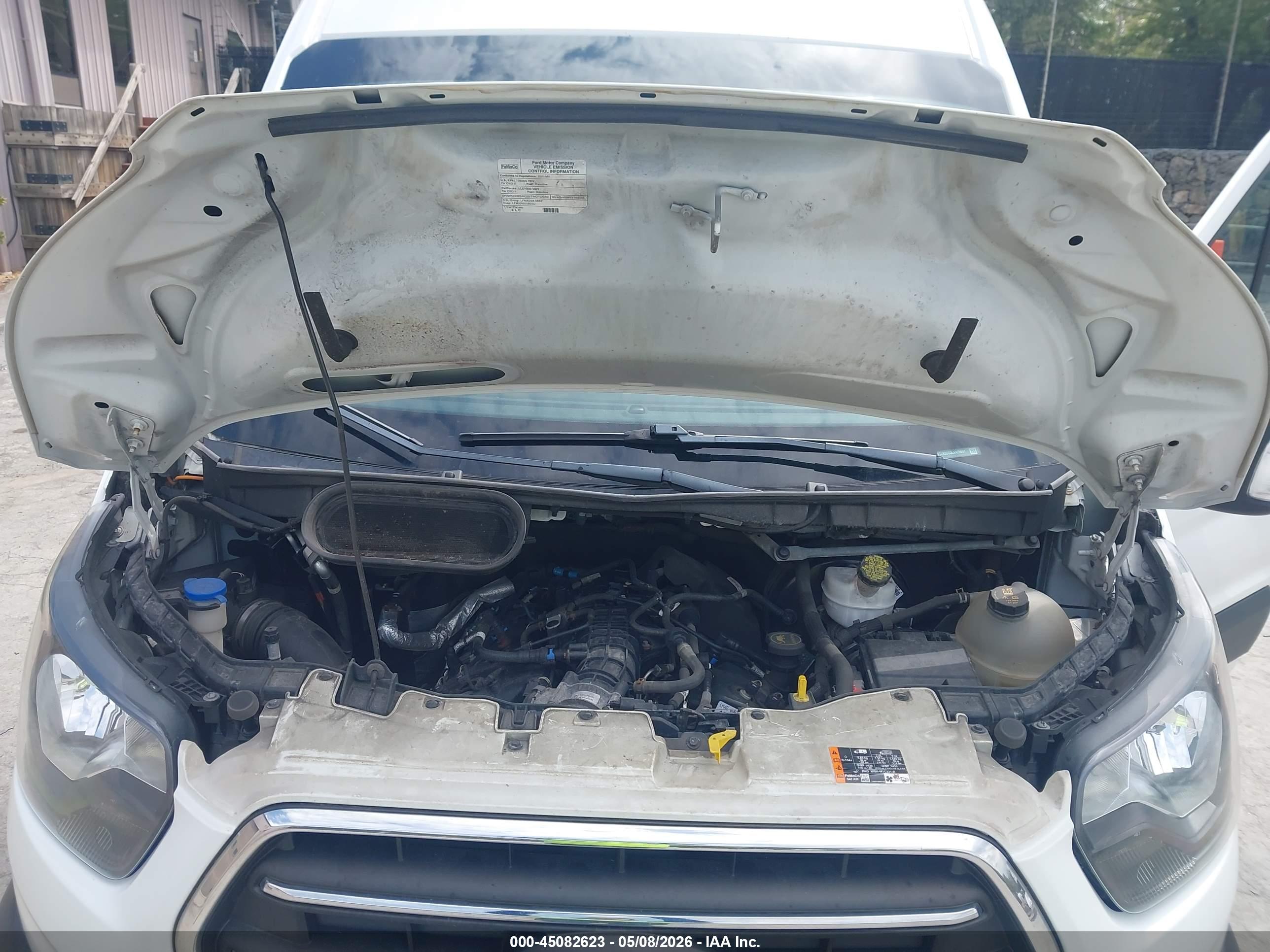 FORD TRANSIT-250 image 10
