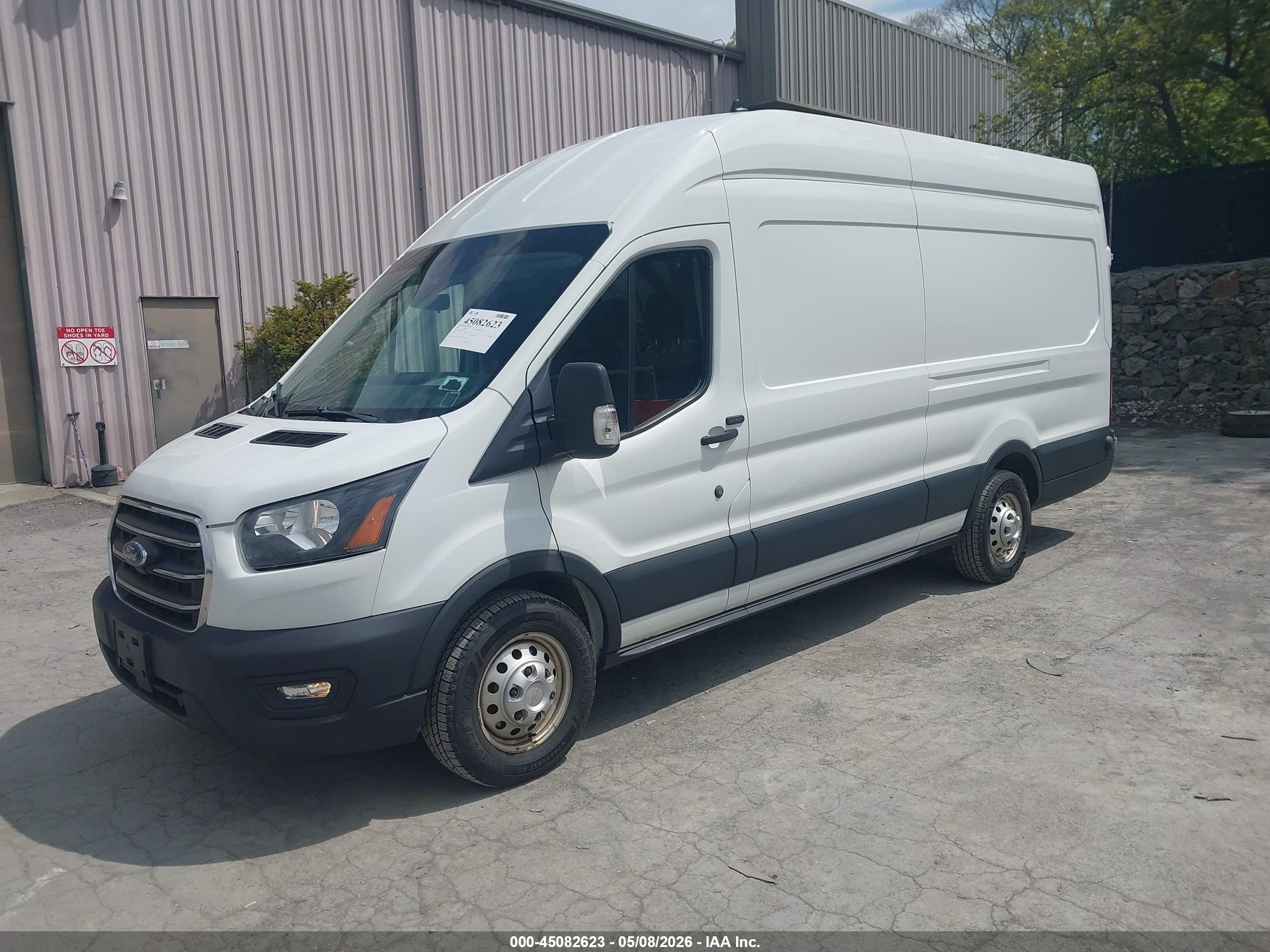 FORD TRANSIT-250 image 2
