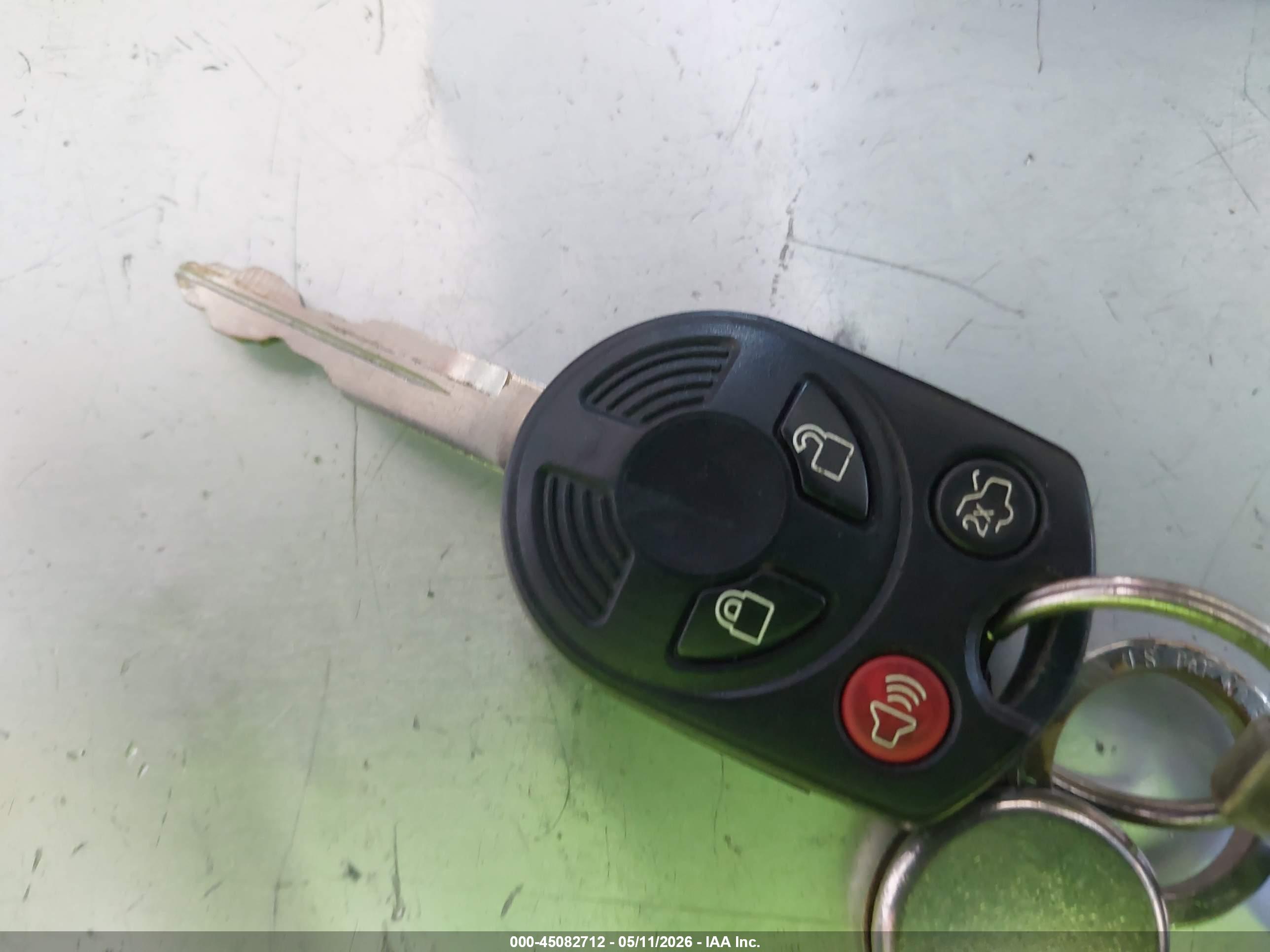 FORD ESCAPE image 11