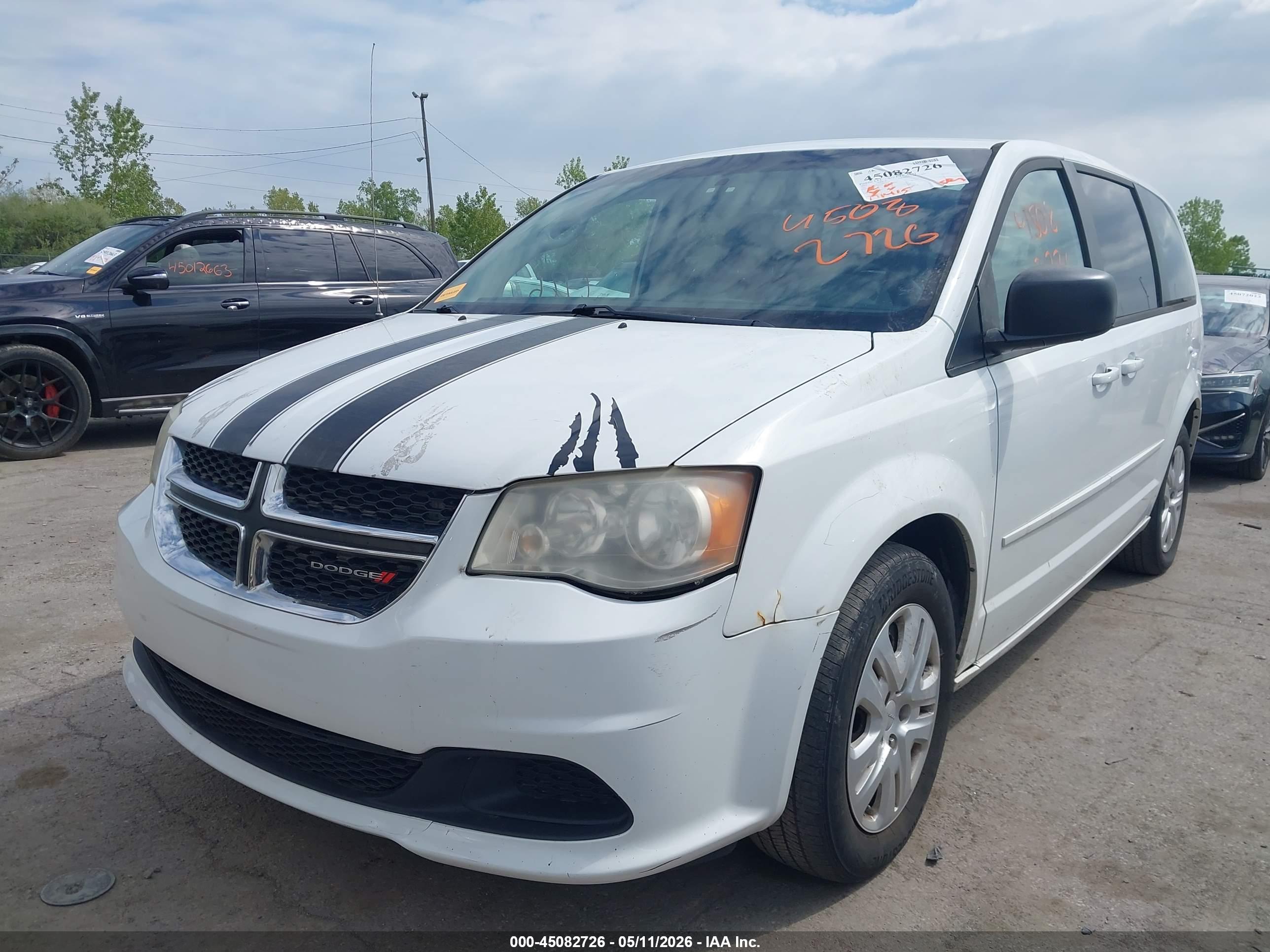 DODGE GRAND image 6