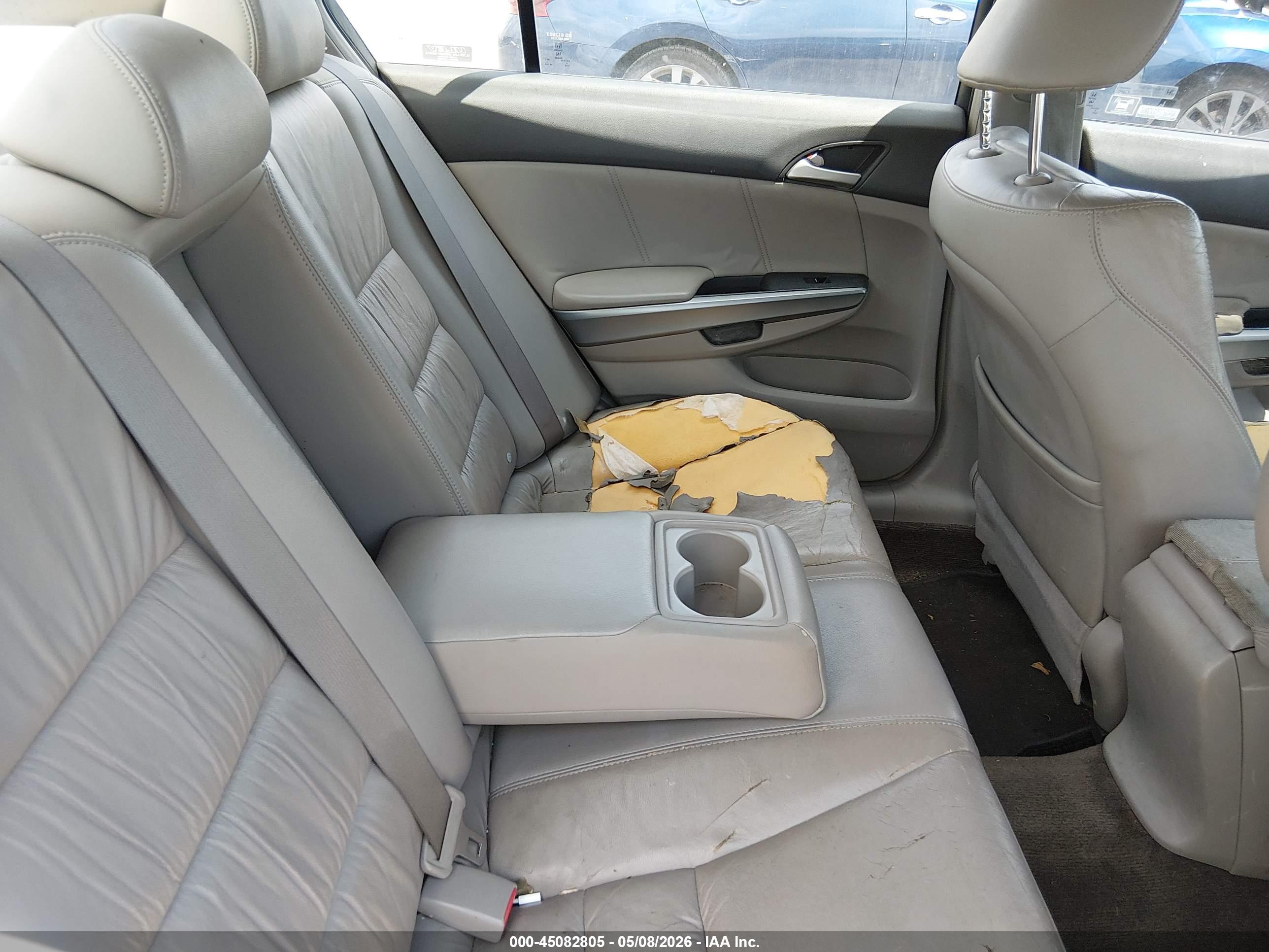 HONDA ACCORD image 8