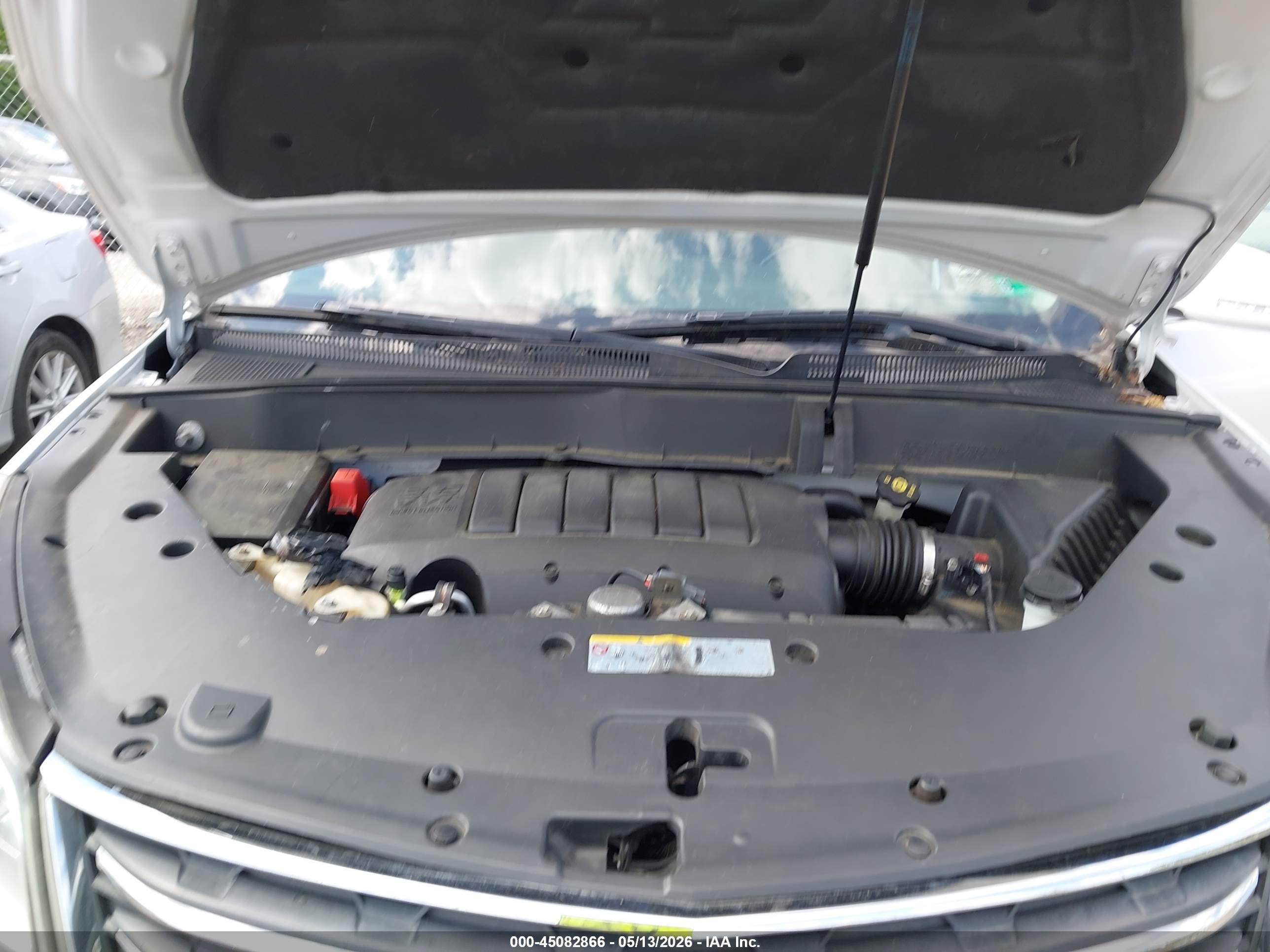 CHEVROLET TRAVERSE image 10