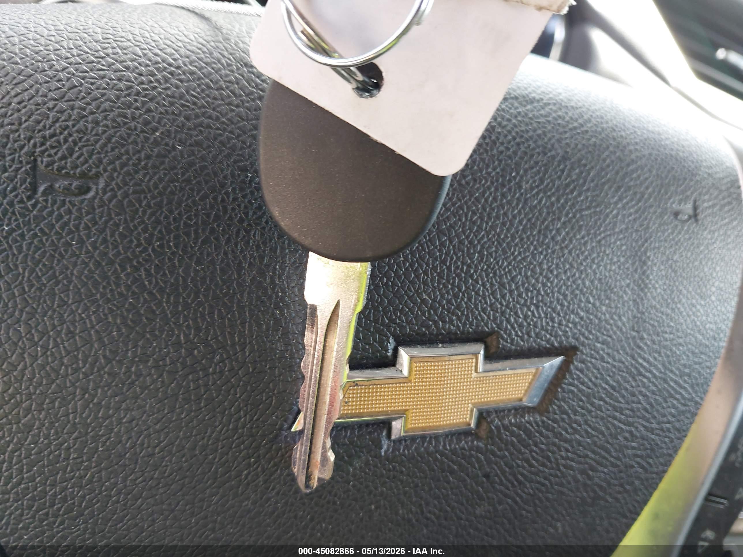 CHEVROLET TRAVERSE image 11