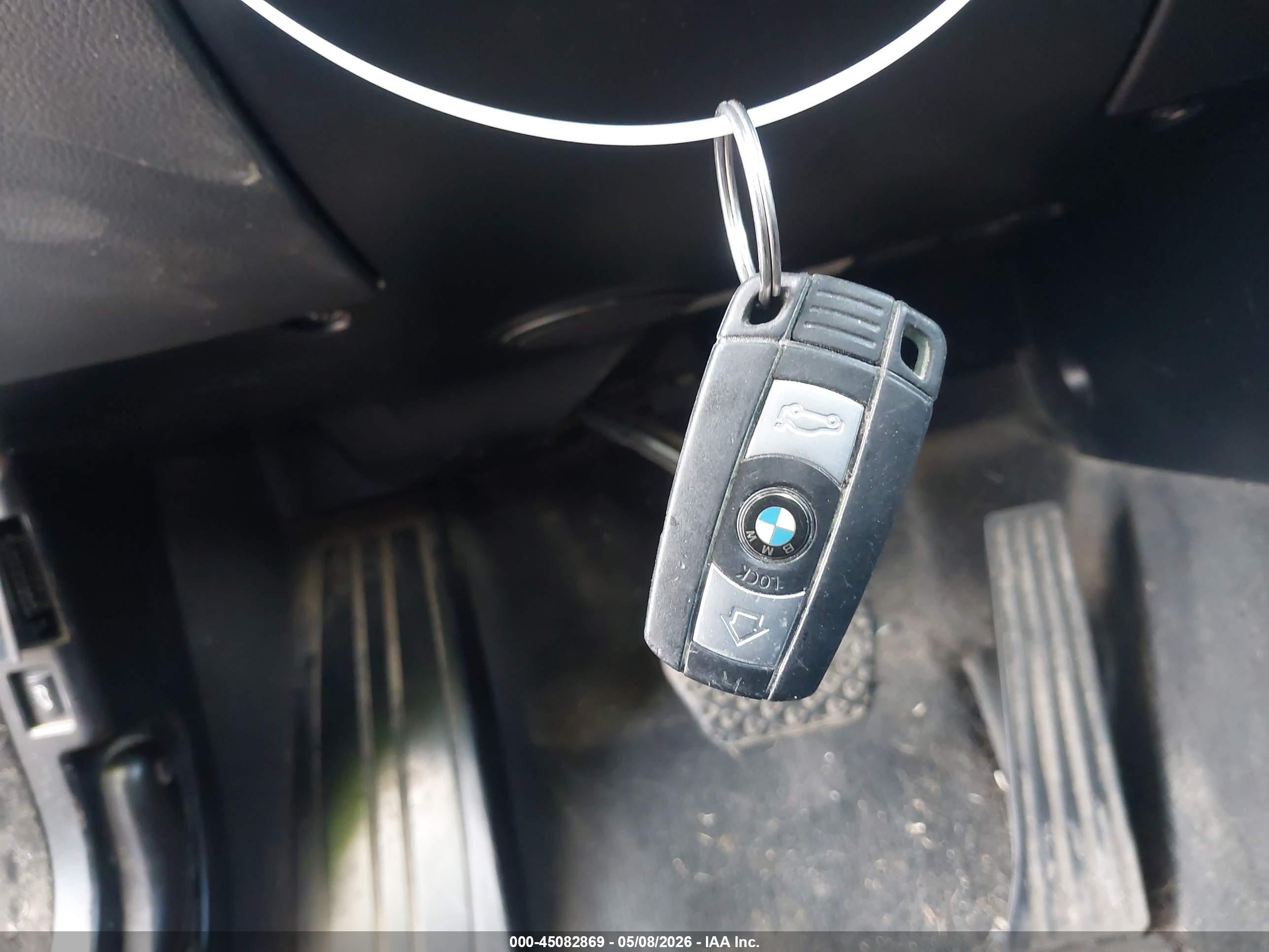 BMW 535I image 11