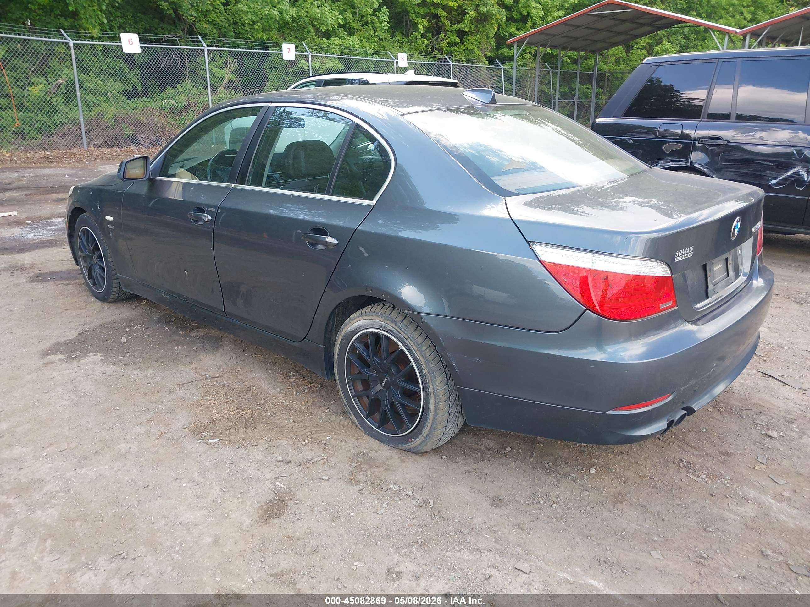 BMW 535I image 3