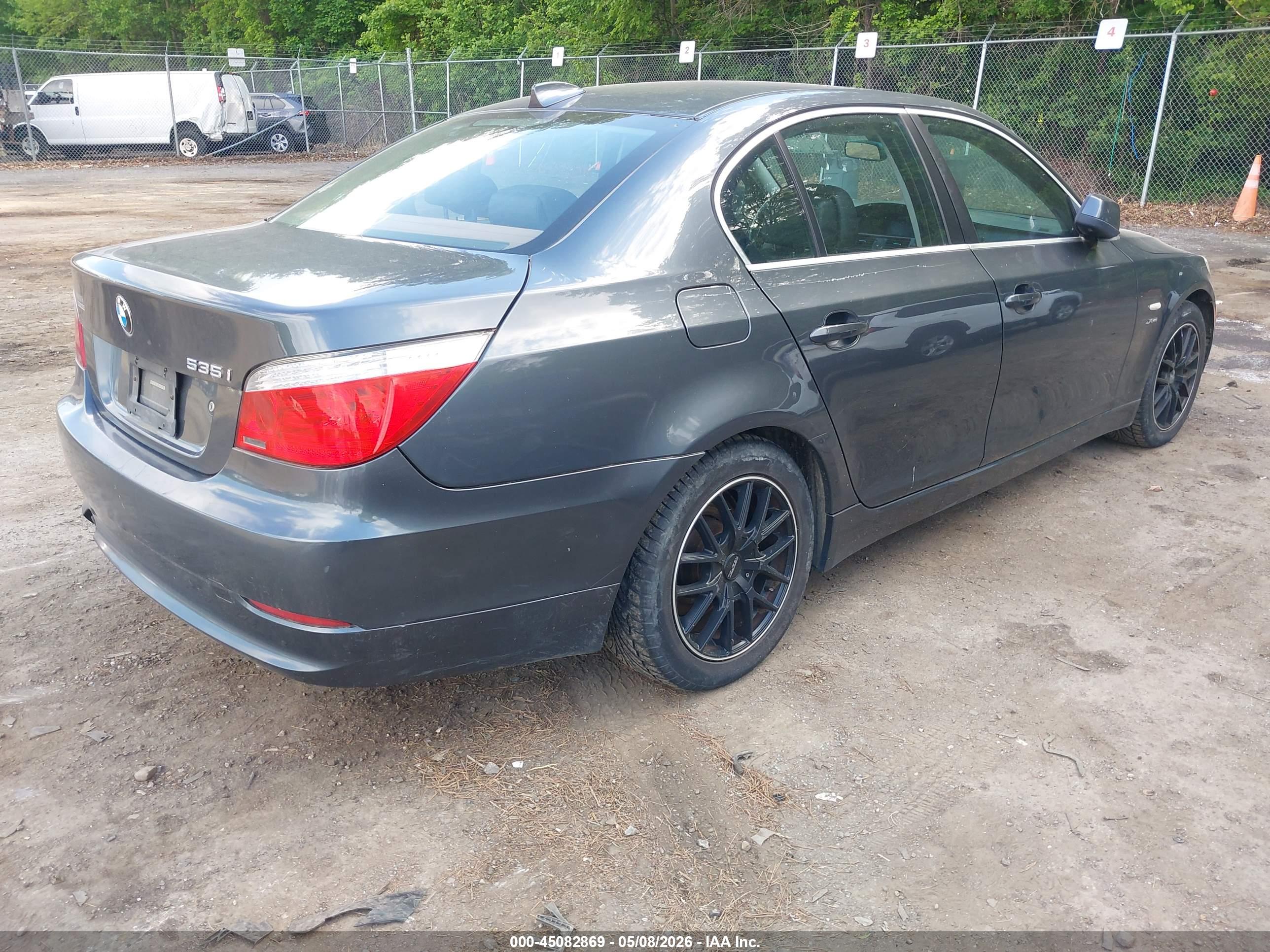 BMW 535I image 4