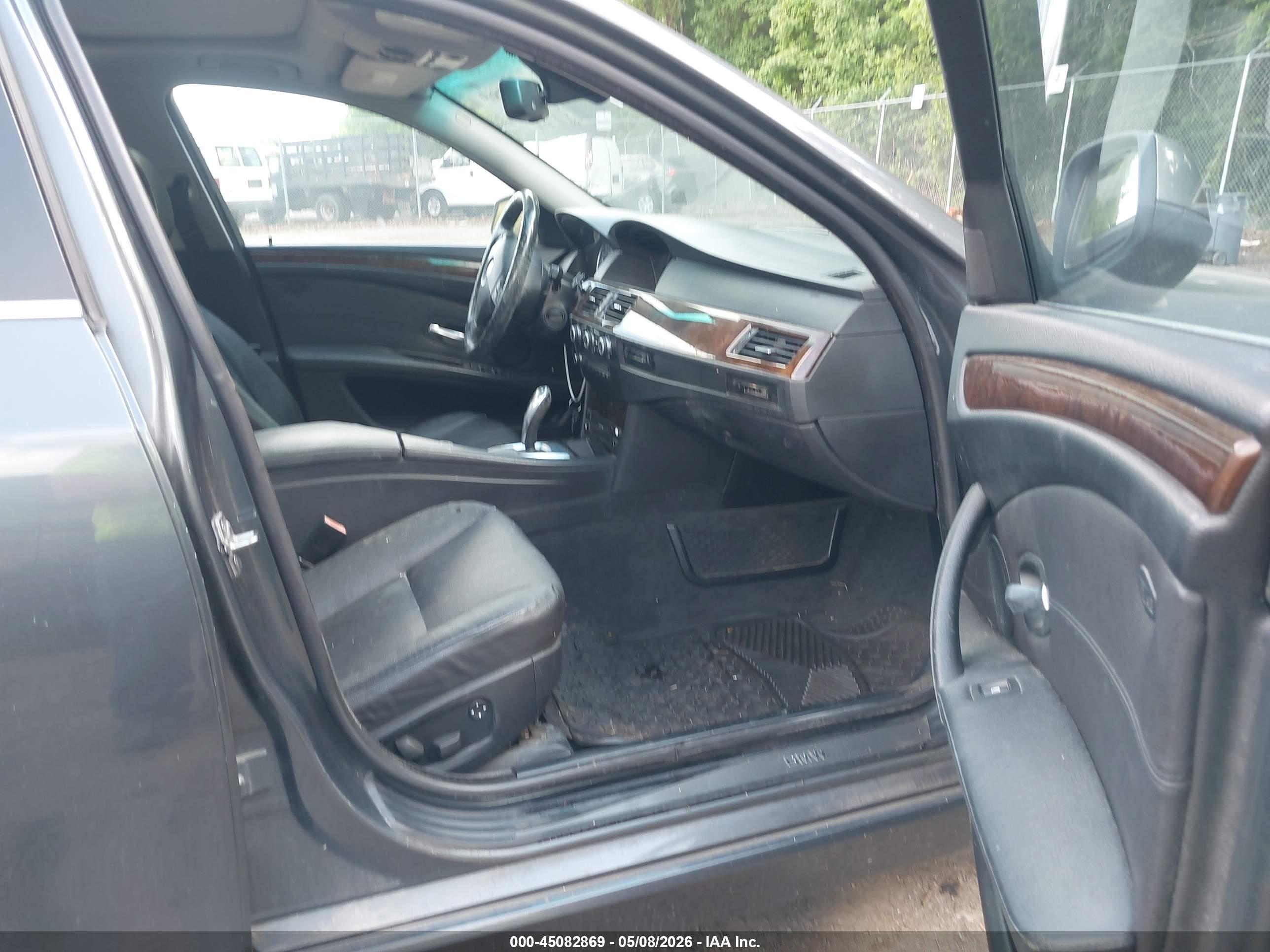 BMW 535I image 5
