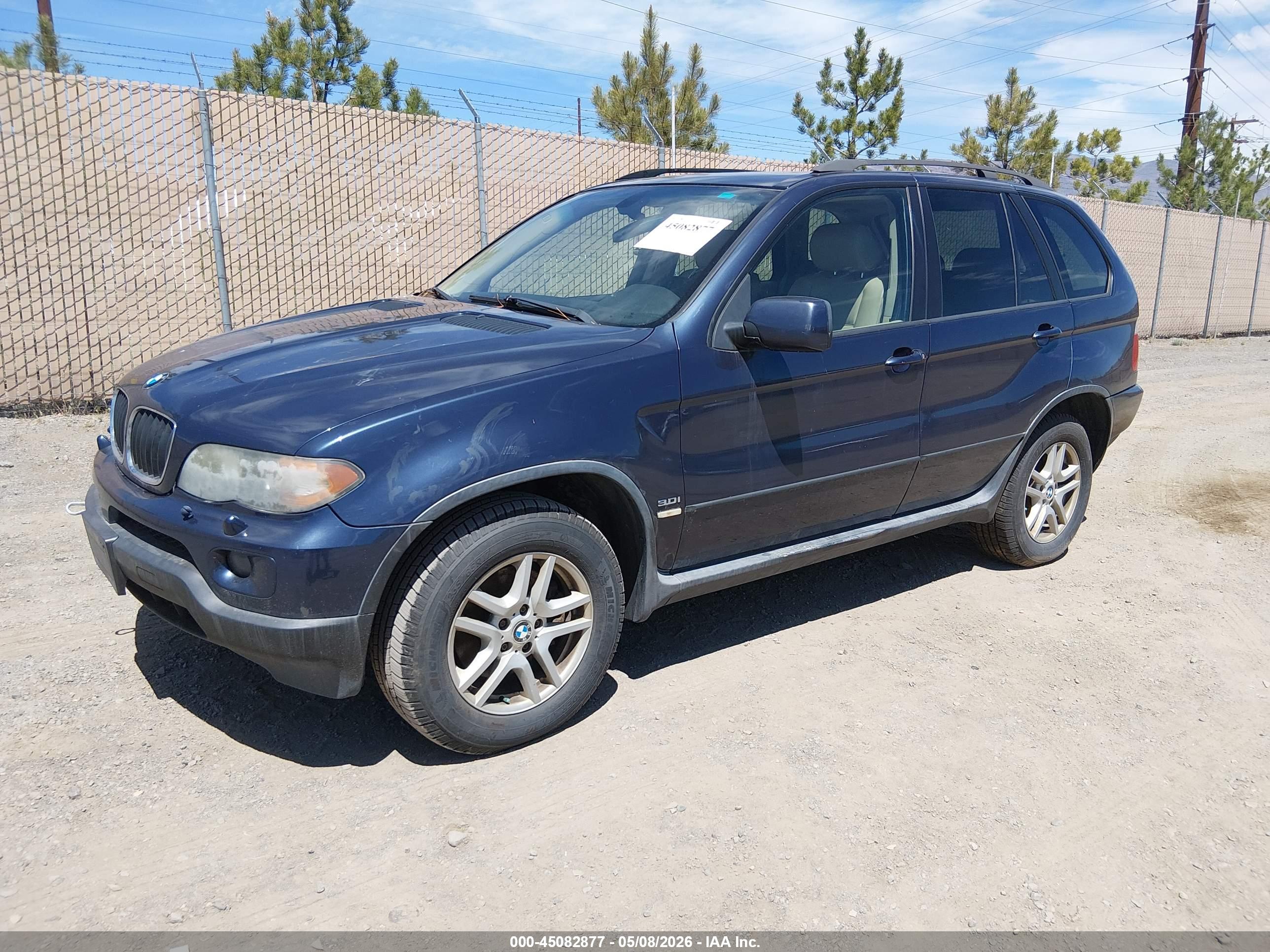 BMW X5 image 2
